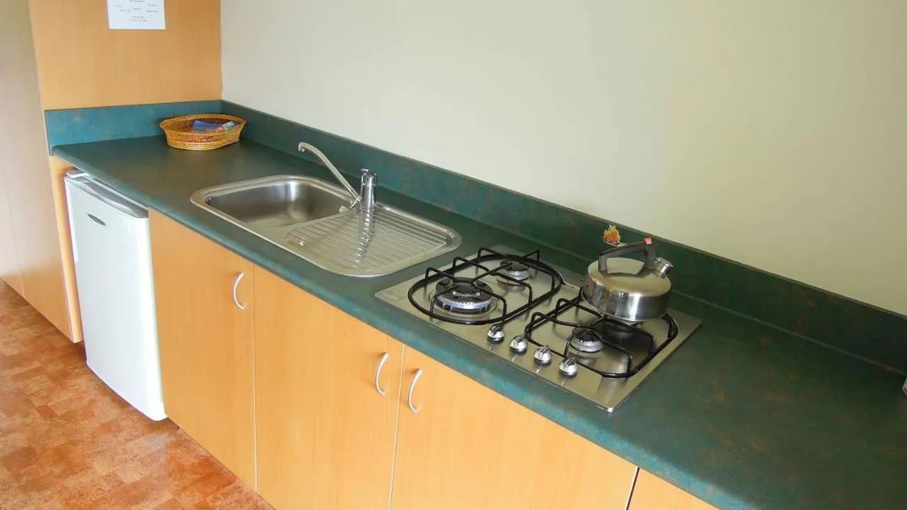 kitchen in The Lodge At Te Rawa