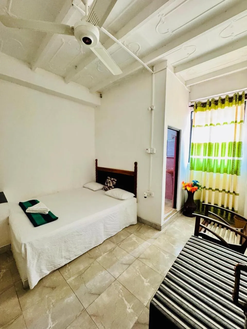 Bedroom, Bed in Dambulla Tourist Resort