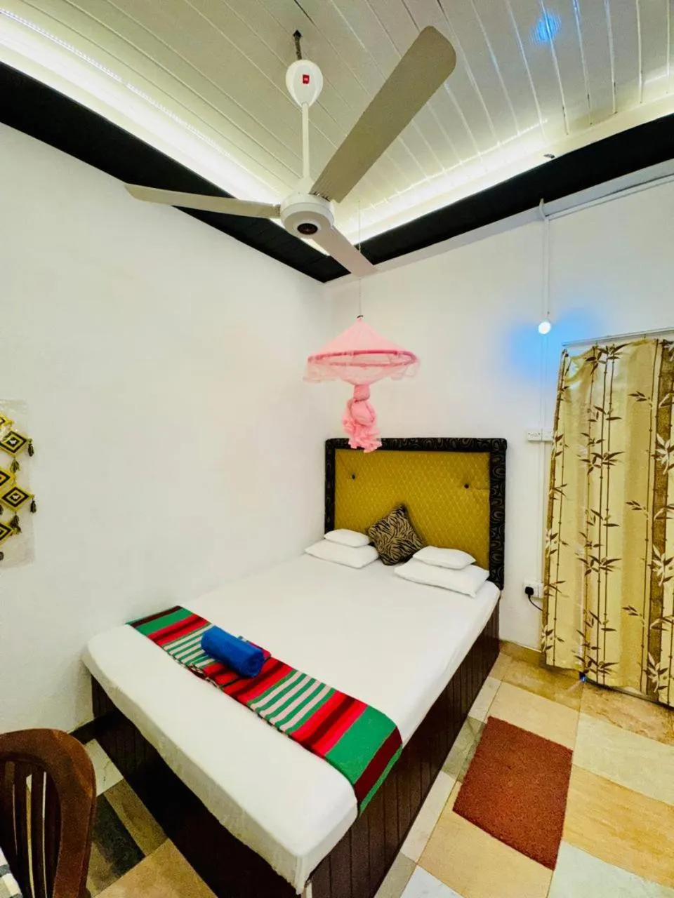 Bed in Dambulla Tourist Resort