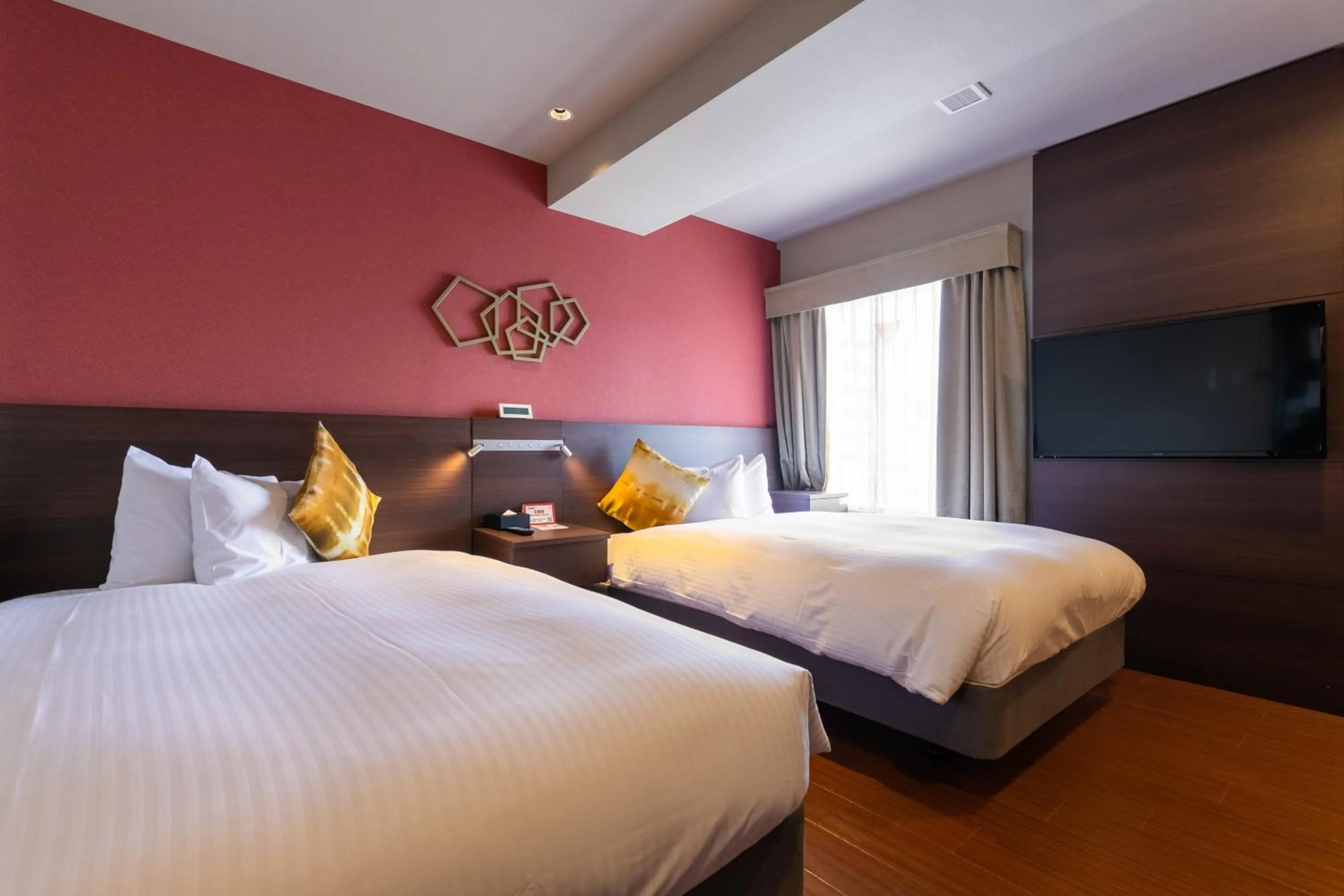 Bed in Red Roof Inn Kamata / Haneda Tokyo