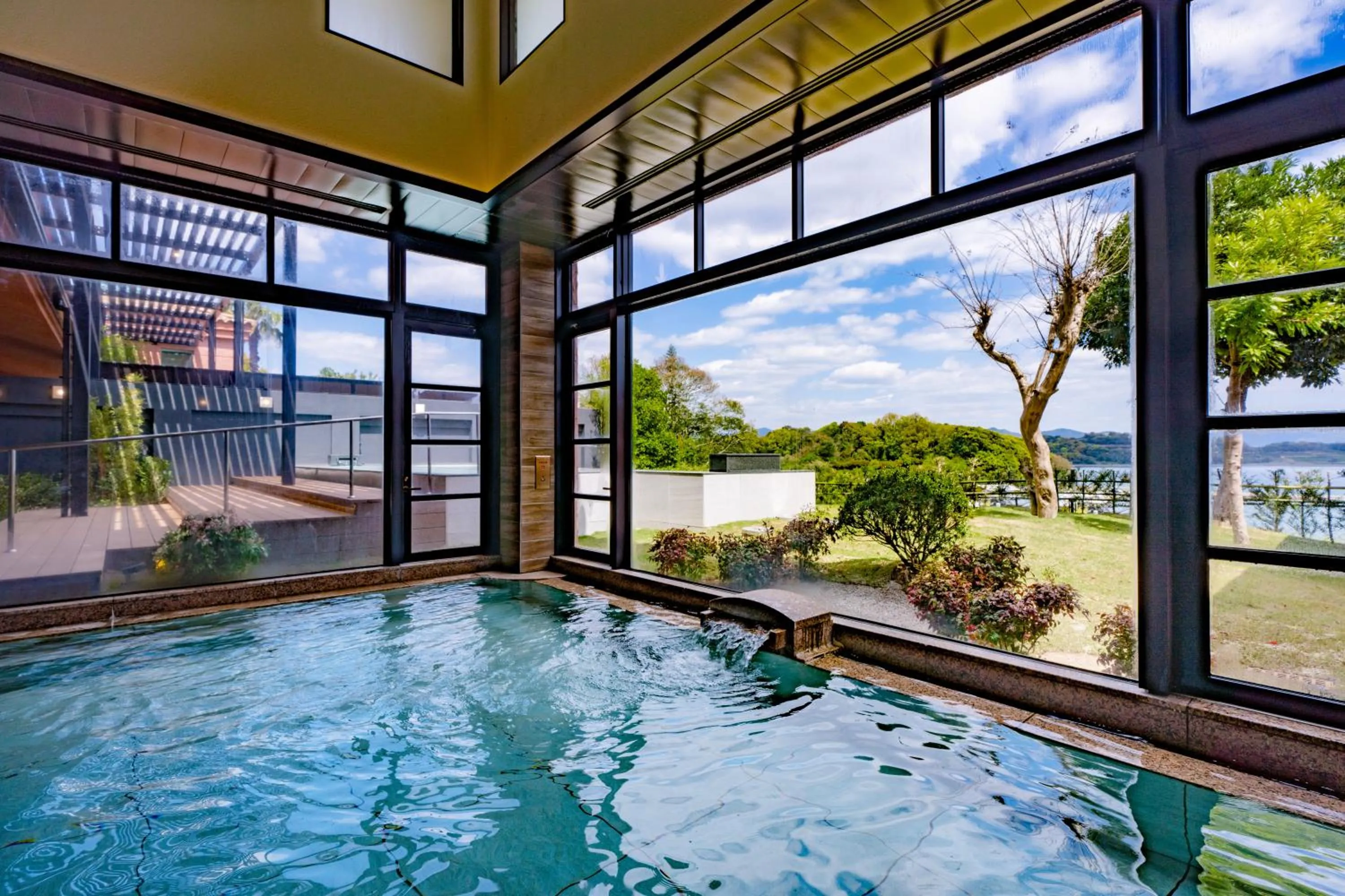 Public Bath in Ooedo Onsen Monogatari Premium Saikaibashi