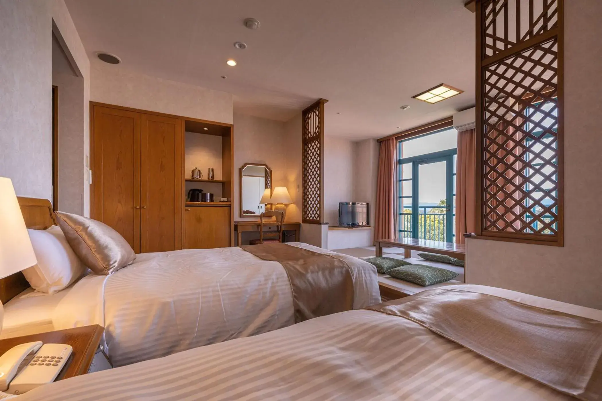 Quadruple Room with Sofa Bed - Non-Smoking in Ooedo Onsen Monogatari Premium Saikaibashi Quadruple Room with Sofa Bed - Non-Smoking in Ooedo Onsen Monogatari Premium Saikaibashi