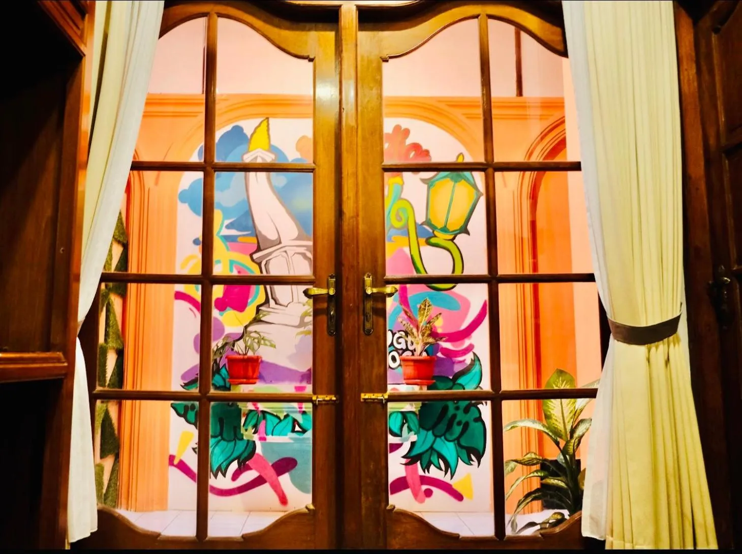 Raintree Boutique Villa & Gallery