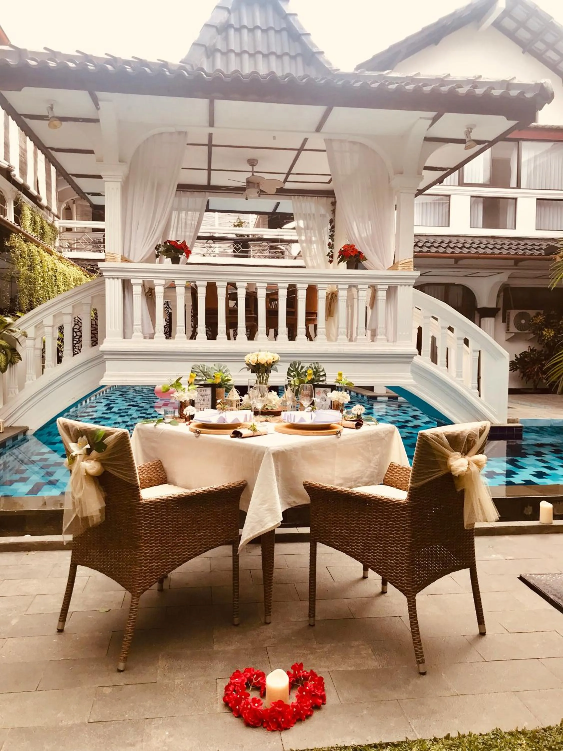 Raintree Boutique Villa & Gallery