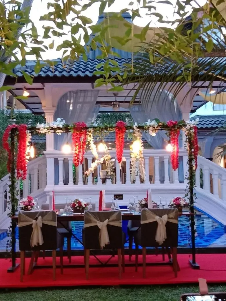 Restaurant/places to eat in Raintree Boutique Villa & Gallery