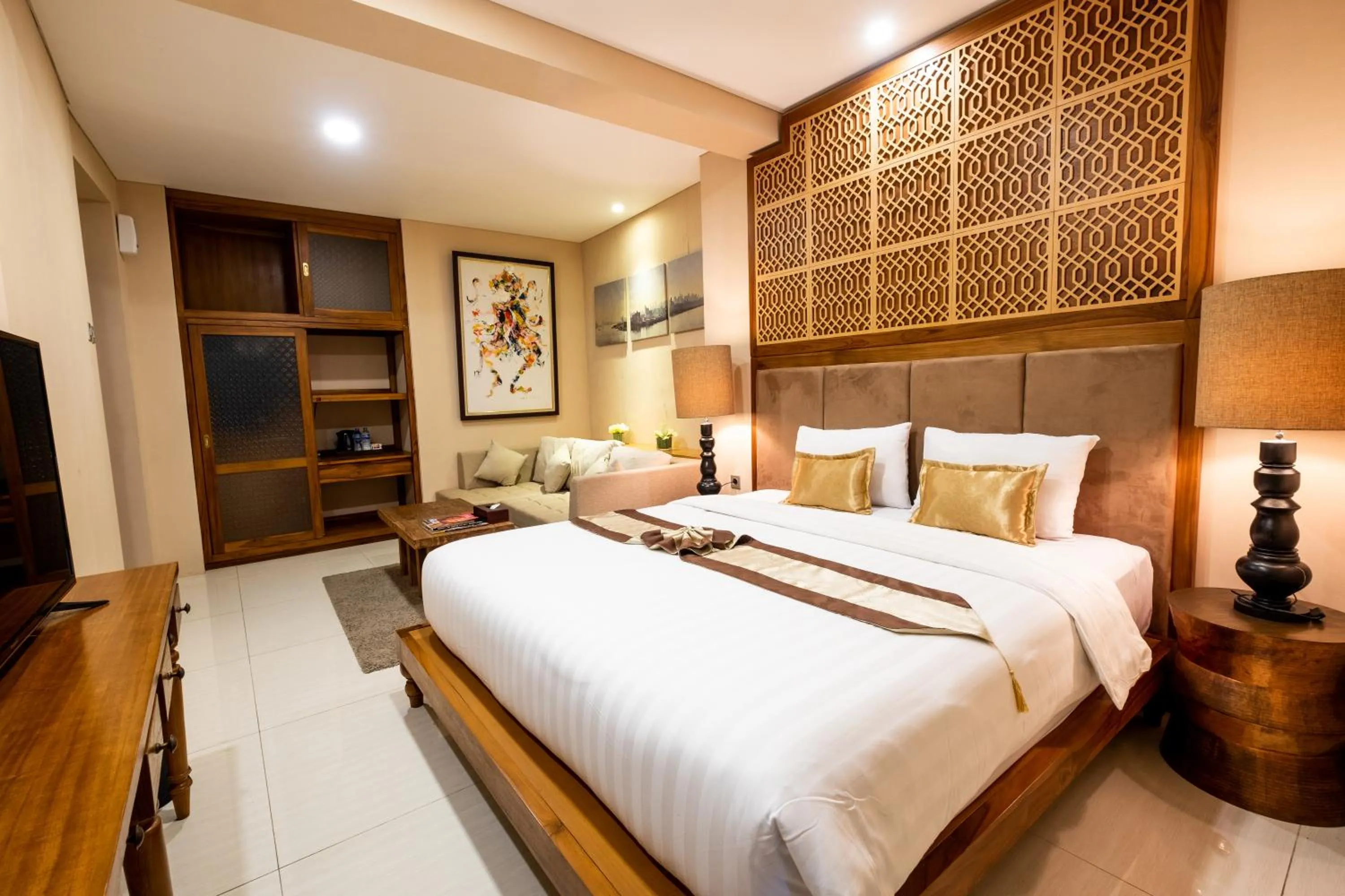 Bedroom, Bed in Raintree Boutique Villa & Gallery