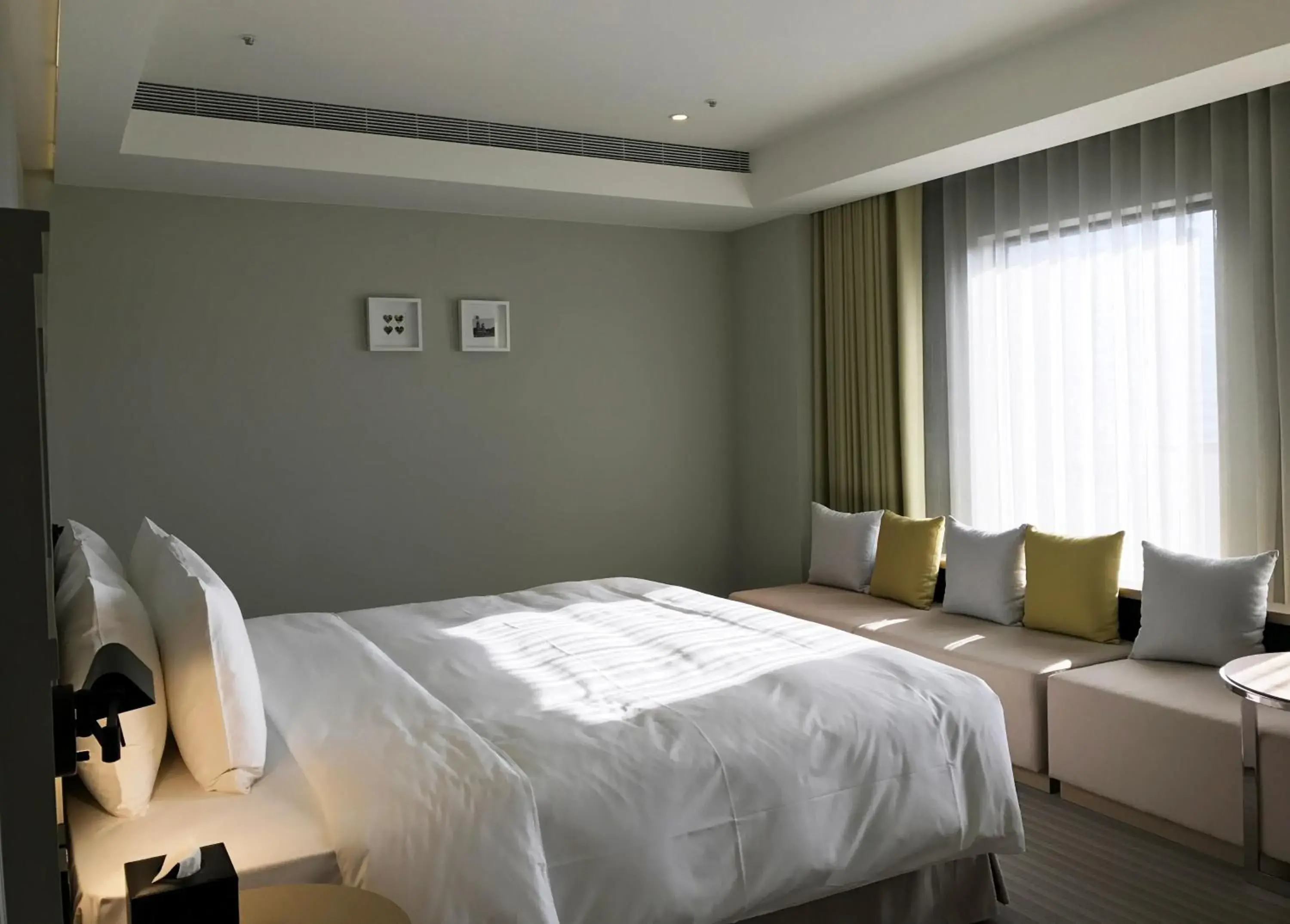 Deluxe Suite in Greet Inn Deluxe Suite in Greet Inn