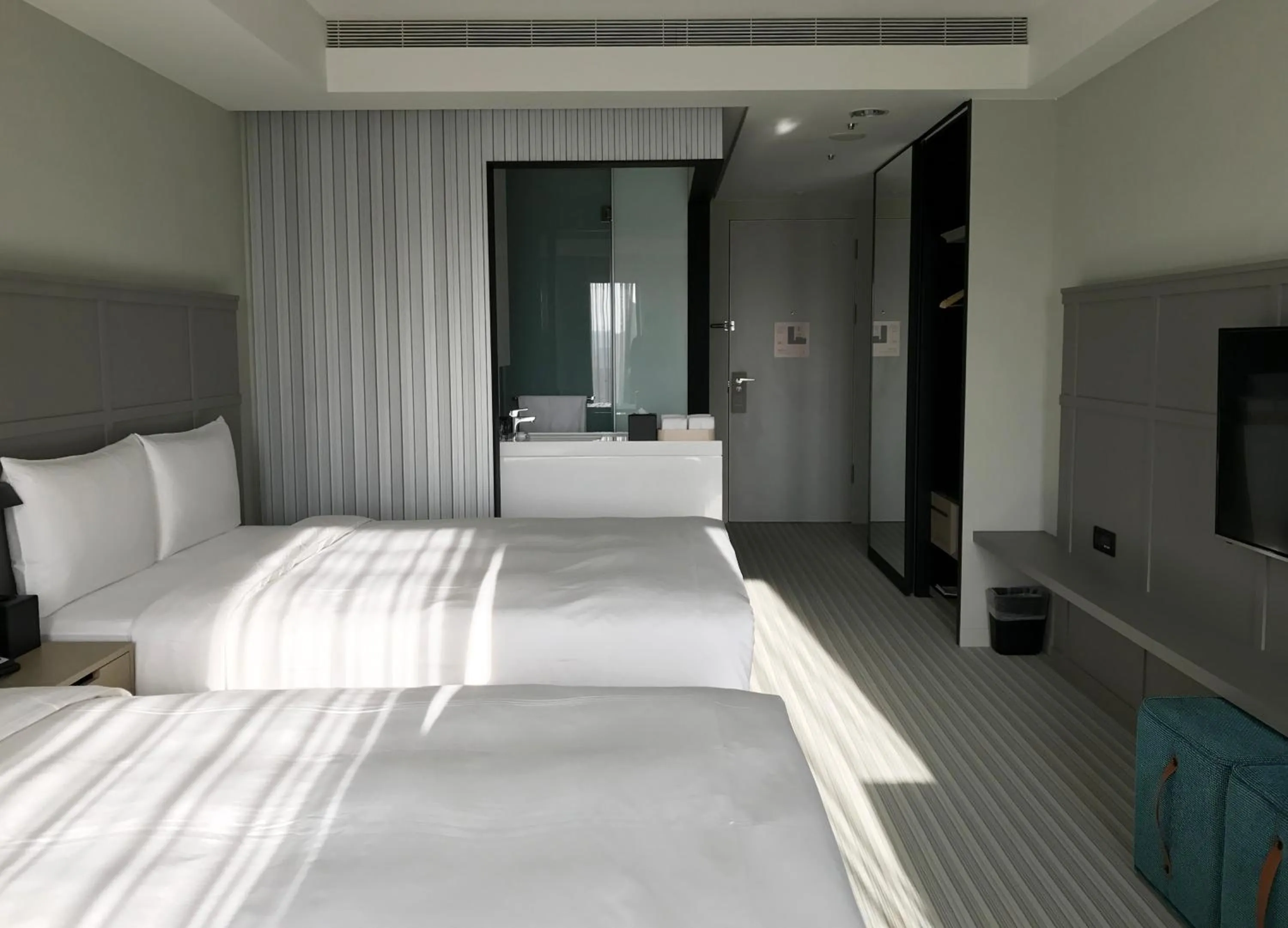 Photo of the whole room, Bed in Greet Inn