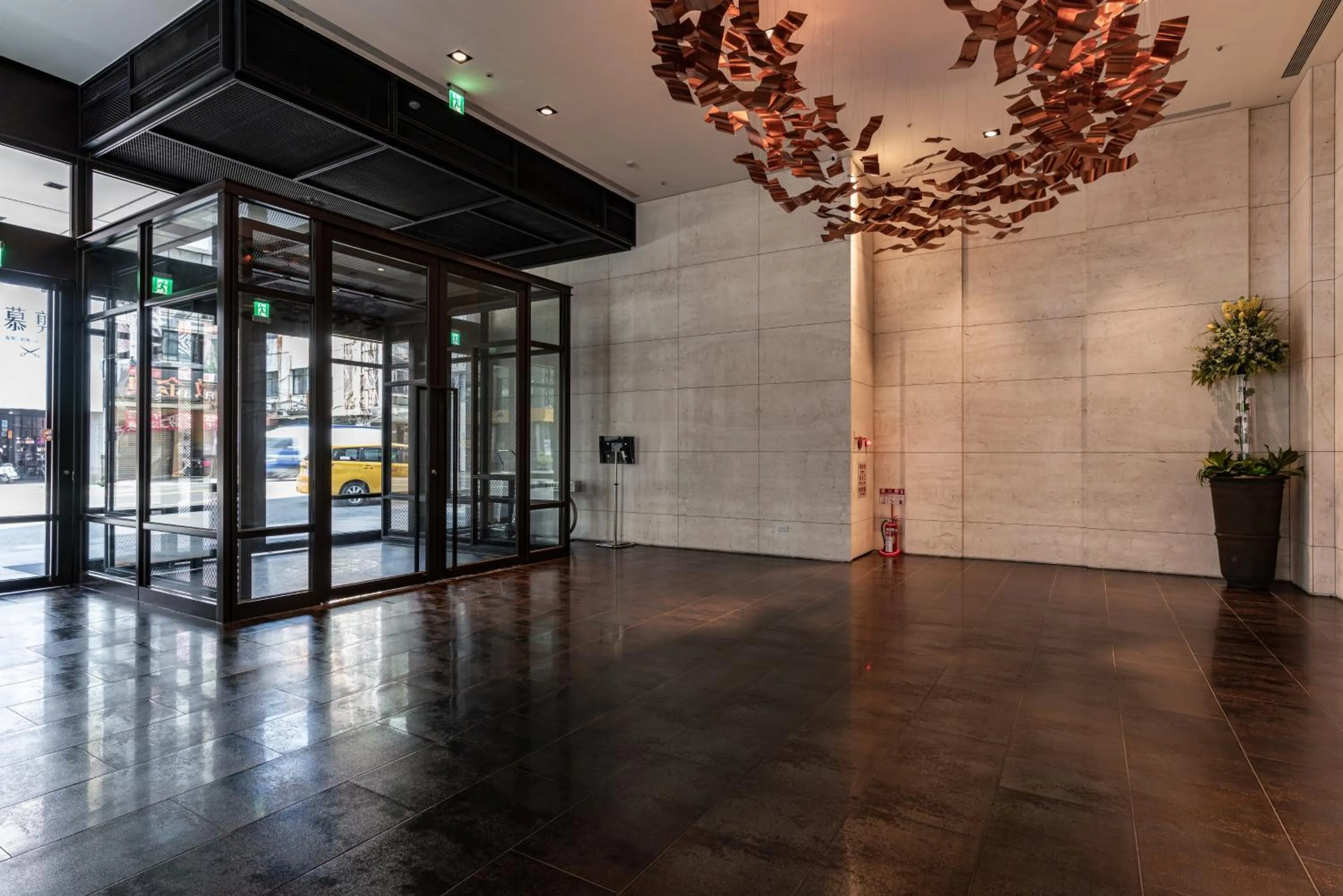 Property building in Greet Inn