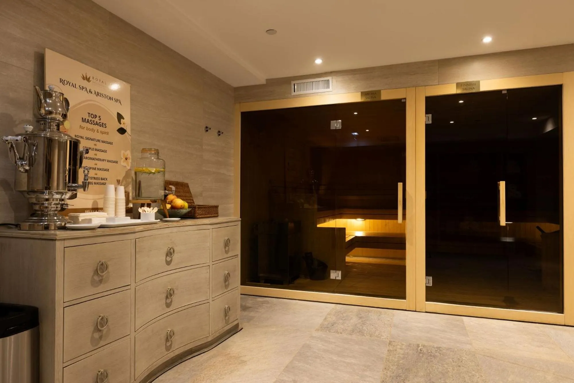 Sauna in Royal Ariston Hotel