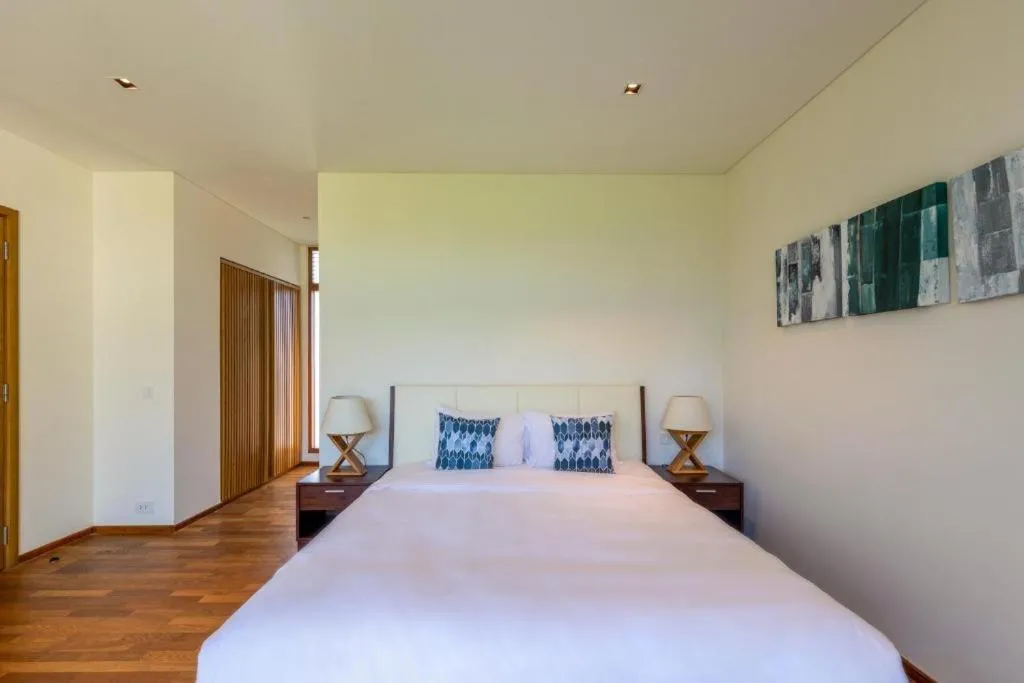Bed in The Ocean Villas Danang
