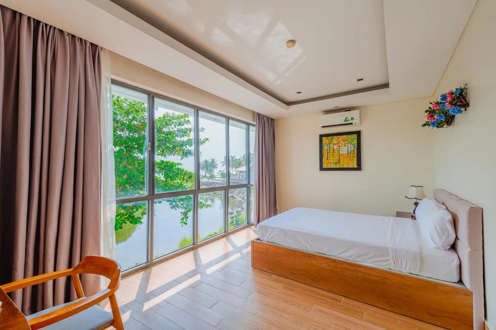 Bedroom, Bed in The Ocean Villas Danang