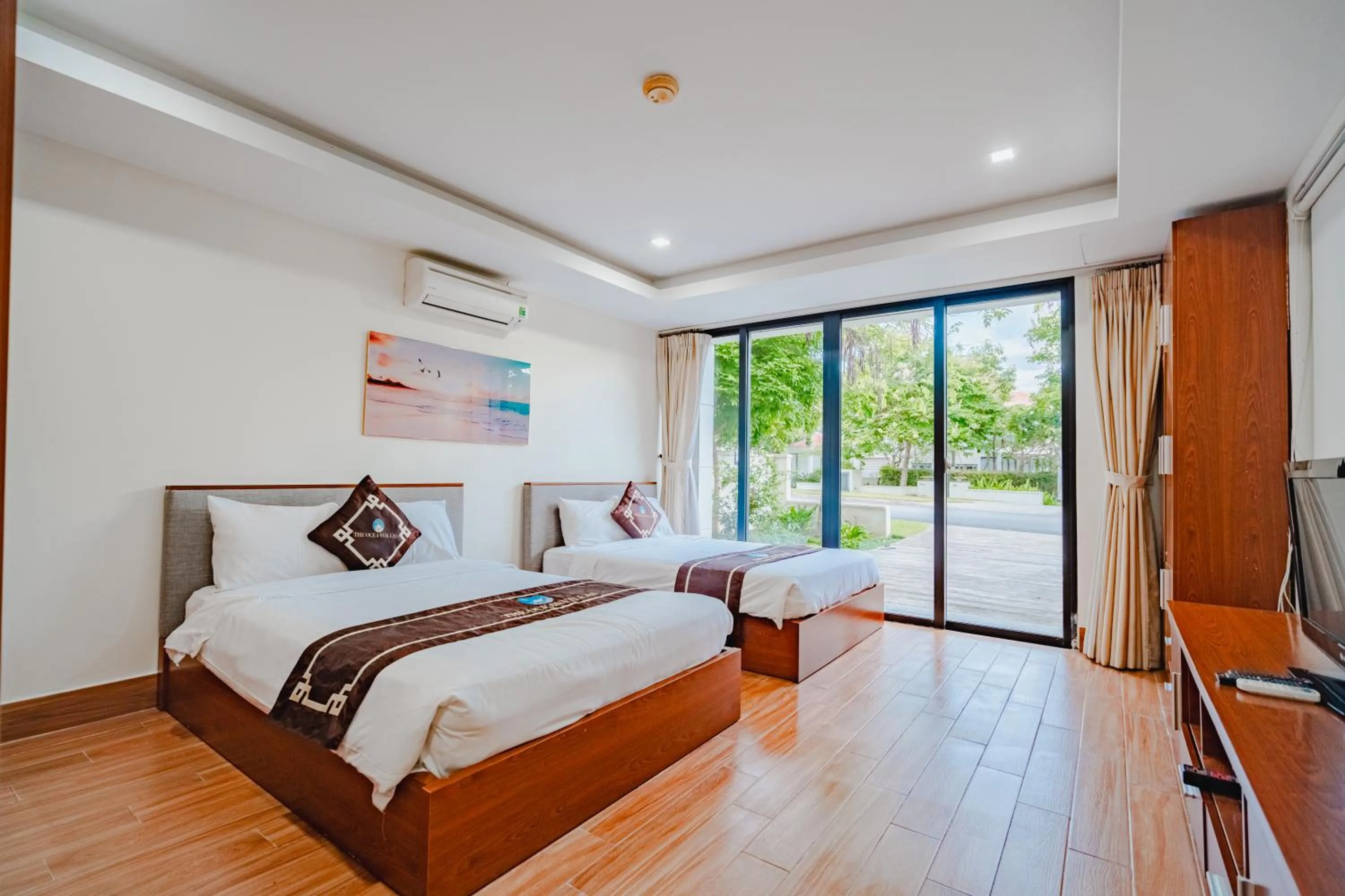 Bedroom, Bed in The Ocean Villas Danang