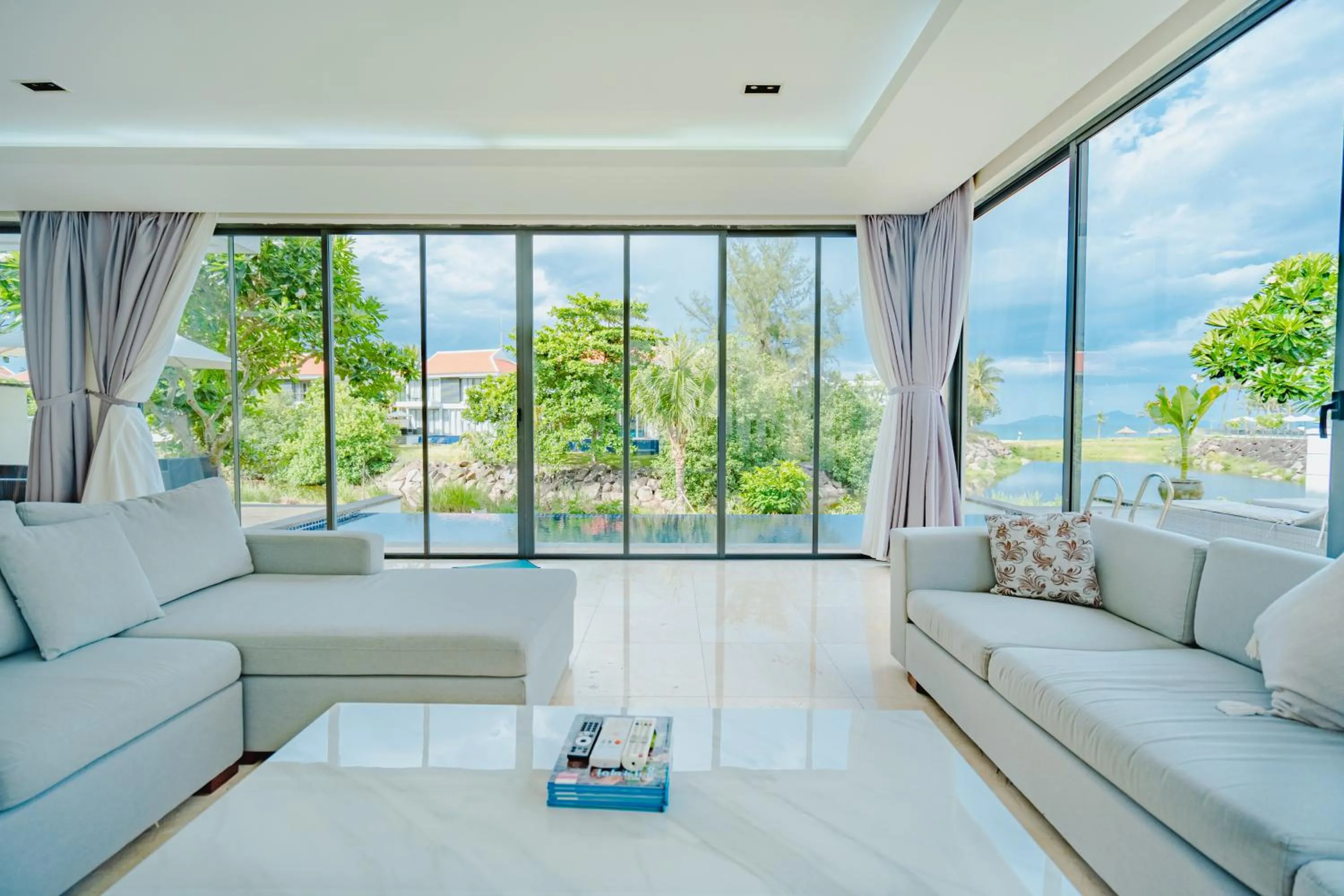 Living room in The Ocean Villas Danang