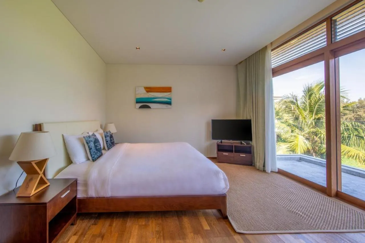 Bed in The Ocean Villas Danang