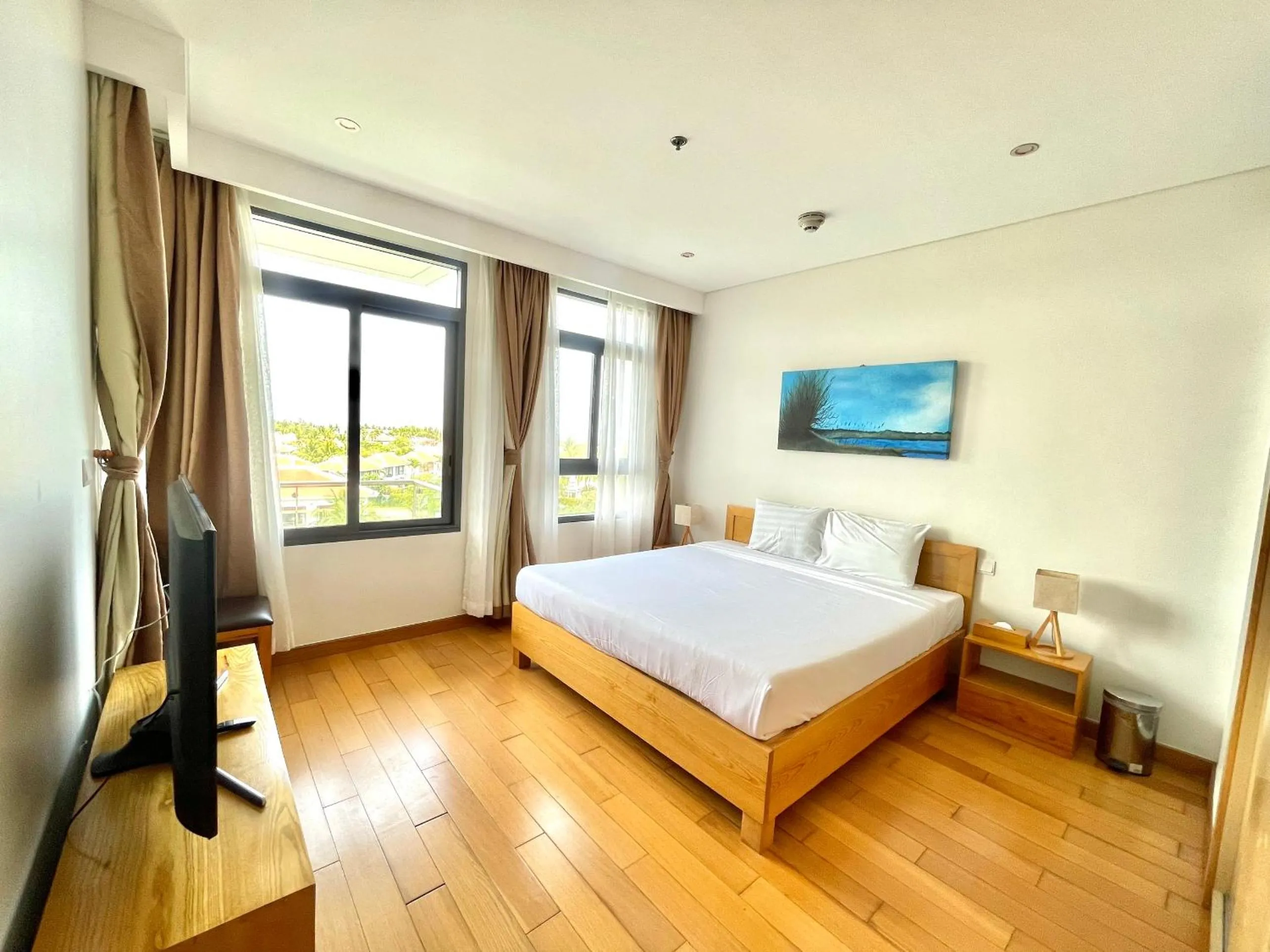Bedroom, Bed in The Ocean Villas Danang