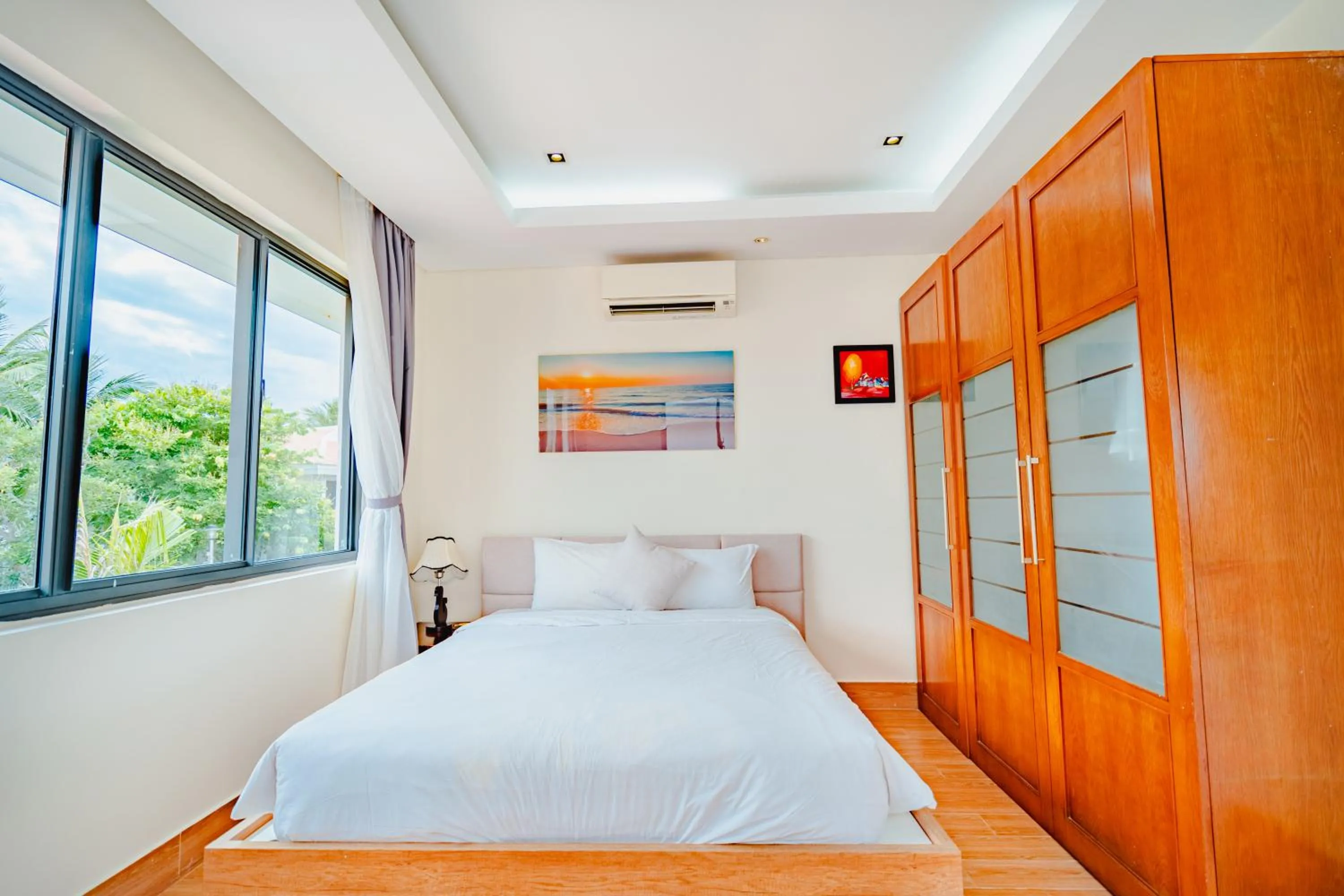 Bedroom, Bed in The Ocean Villas Danang
