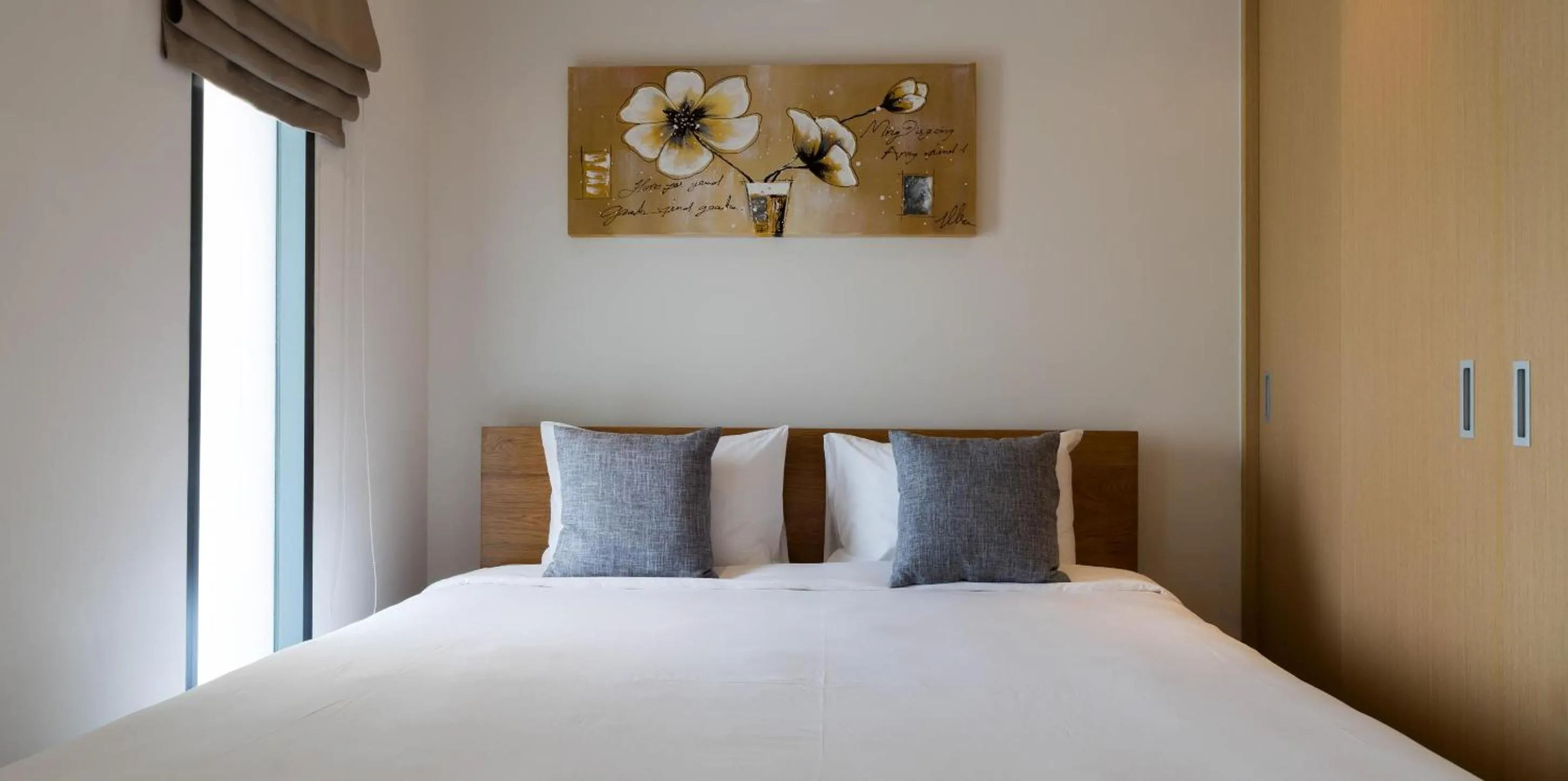 Bed in The Ocean Villas Danang