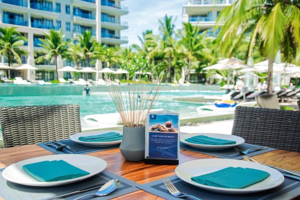 Restaurant/places to eat in The Ocean Villas Danang