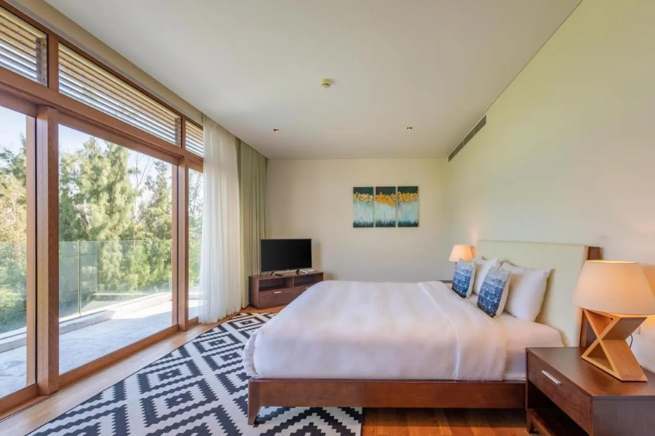 Bed in The Ocean Villas Danang