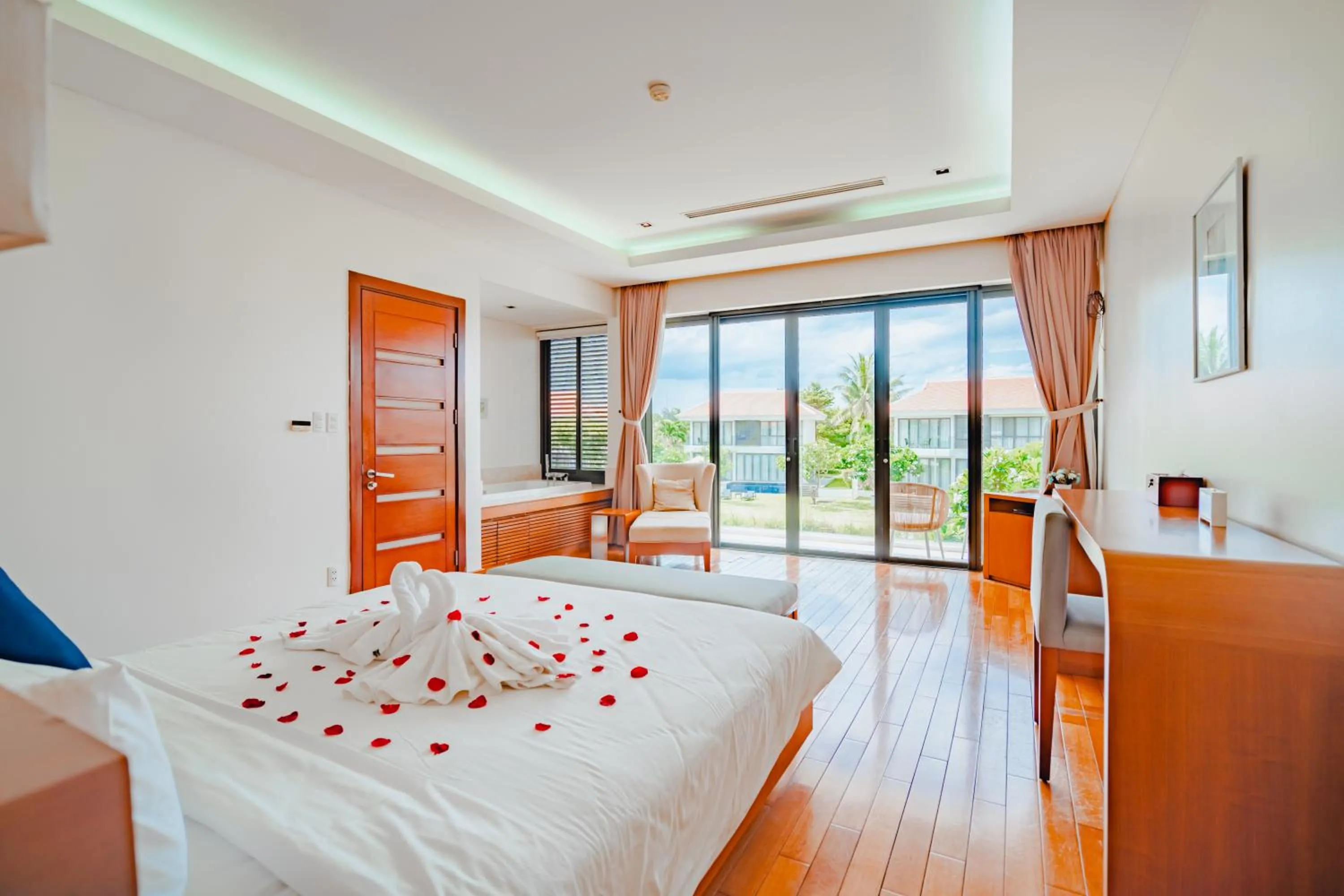 Decorative detail, Bed in The Ocean Villas Danang