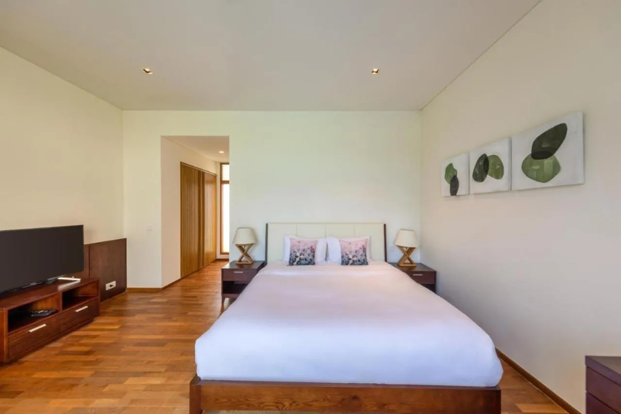 Bed in The Ocean Villas Danang