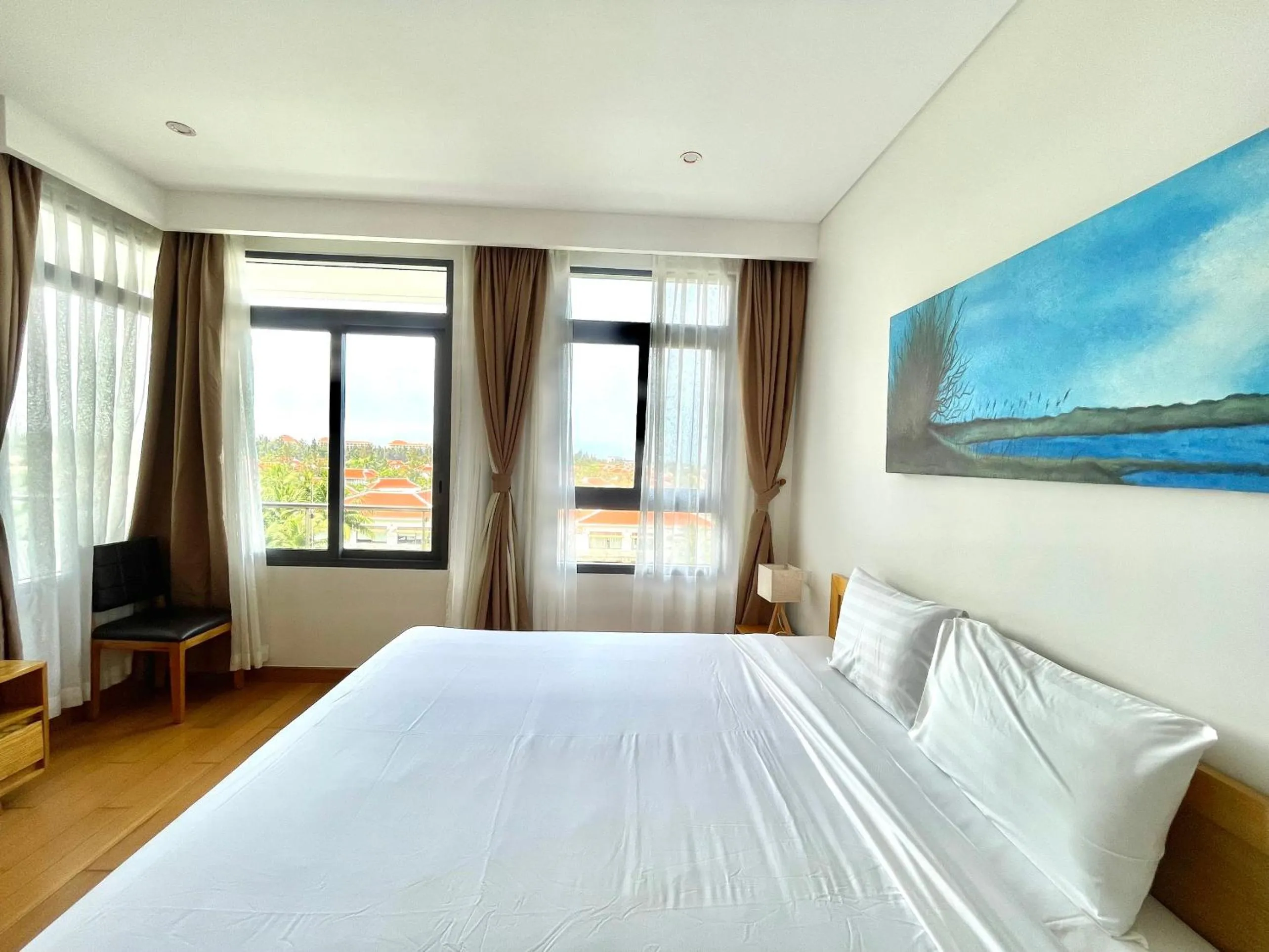 Bed in The Ocean Villas Danang