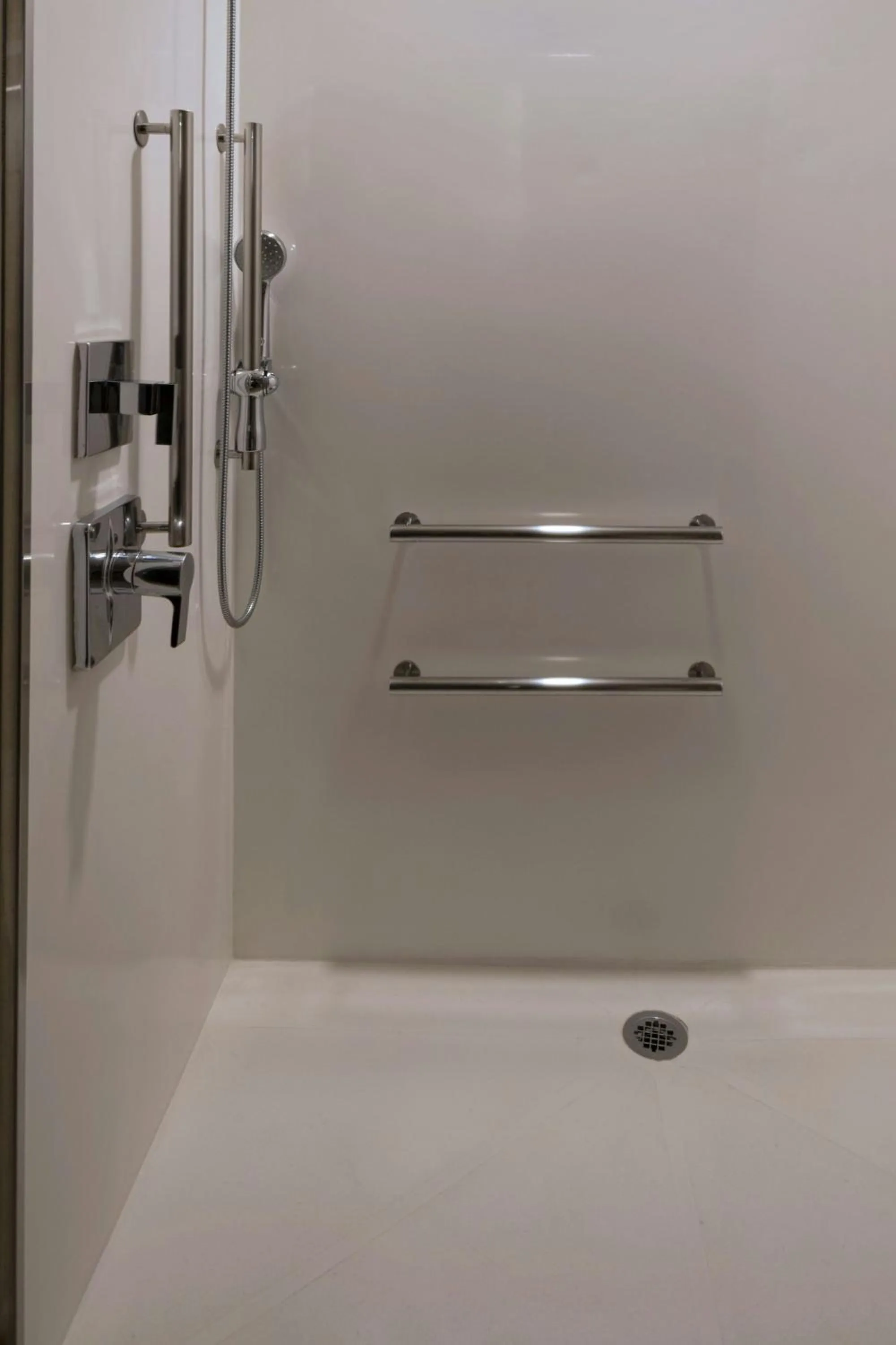 Bathroom in Courtyard by Marriott Guatemala City