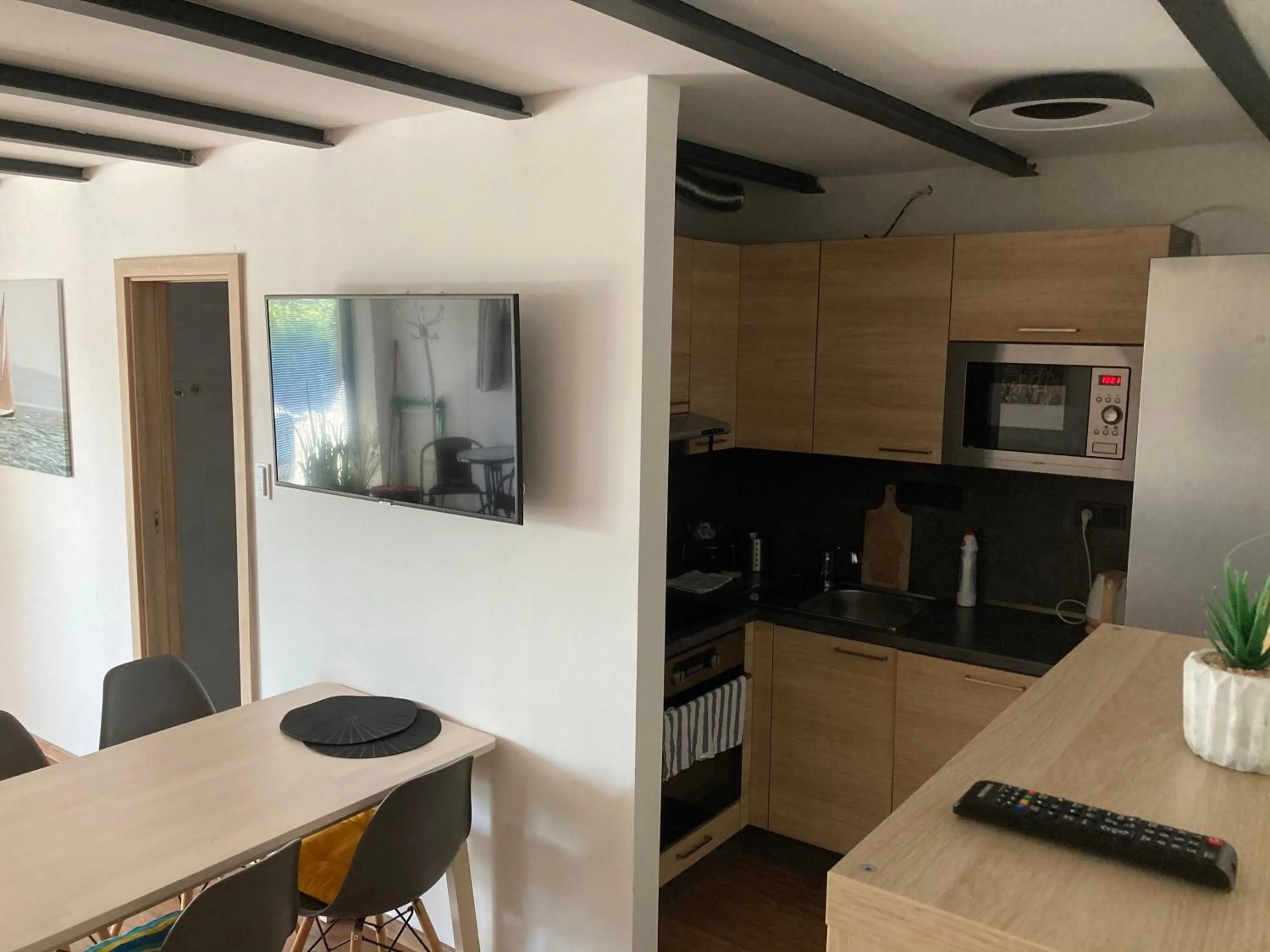 Kitchen or kitchenette in Retro chaty Soběšky