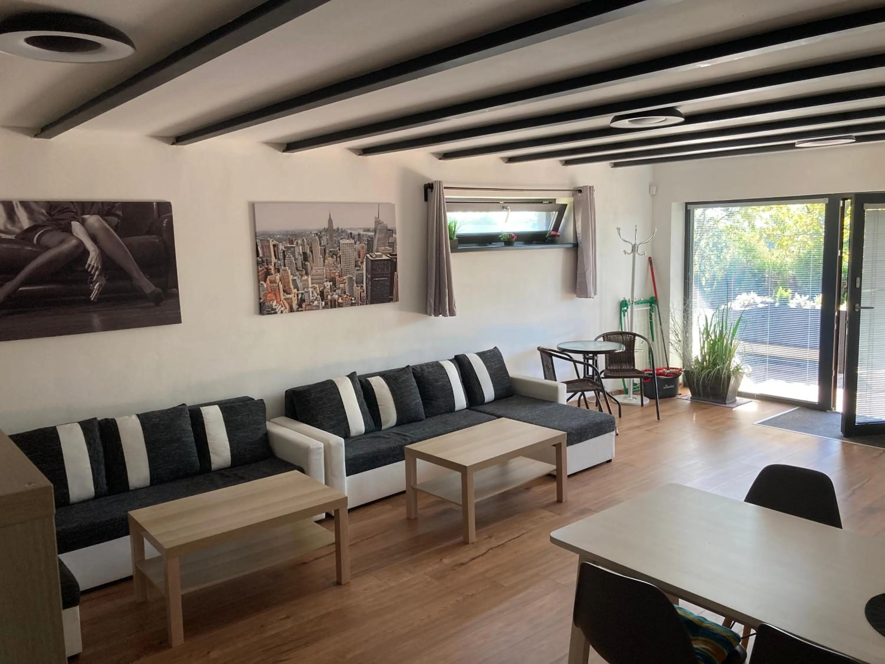 Living room in Retro chaty Soběšky