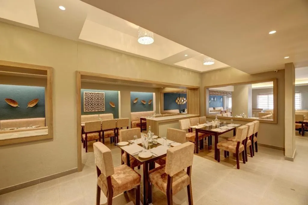 Restaurant/places to eat in IMA House