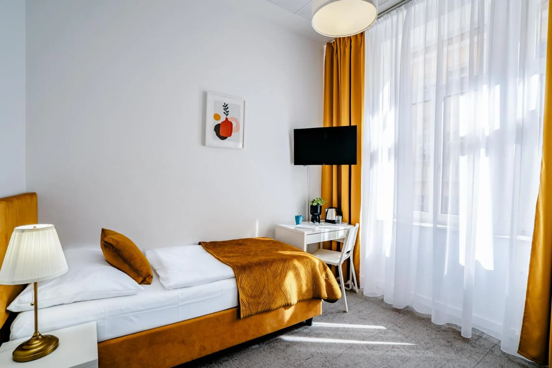 Photo of the whole room, Bed in Elisabeth Old Town