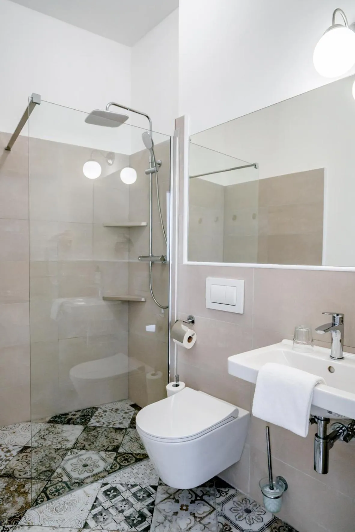 Bathroom in Elisabeth Old Town