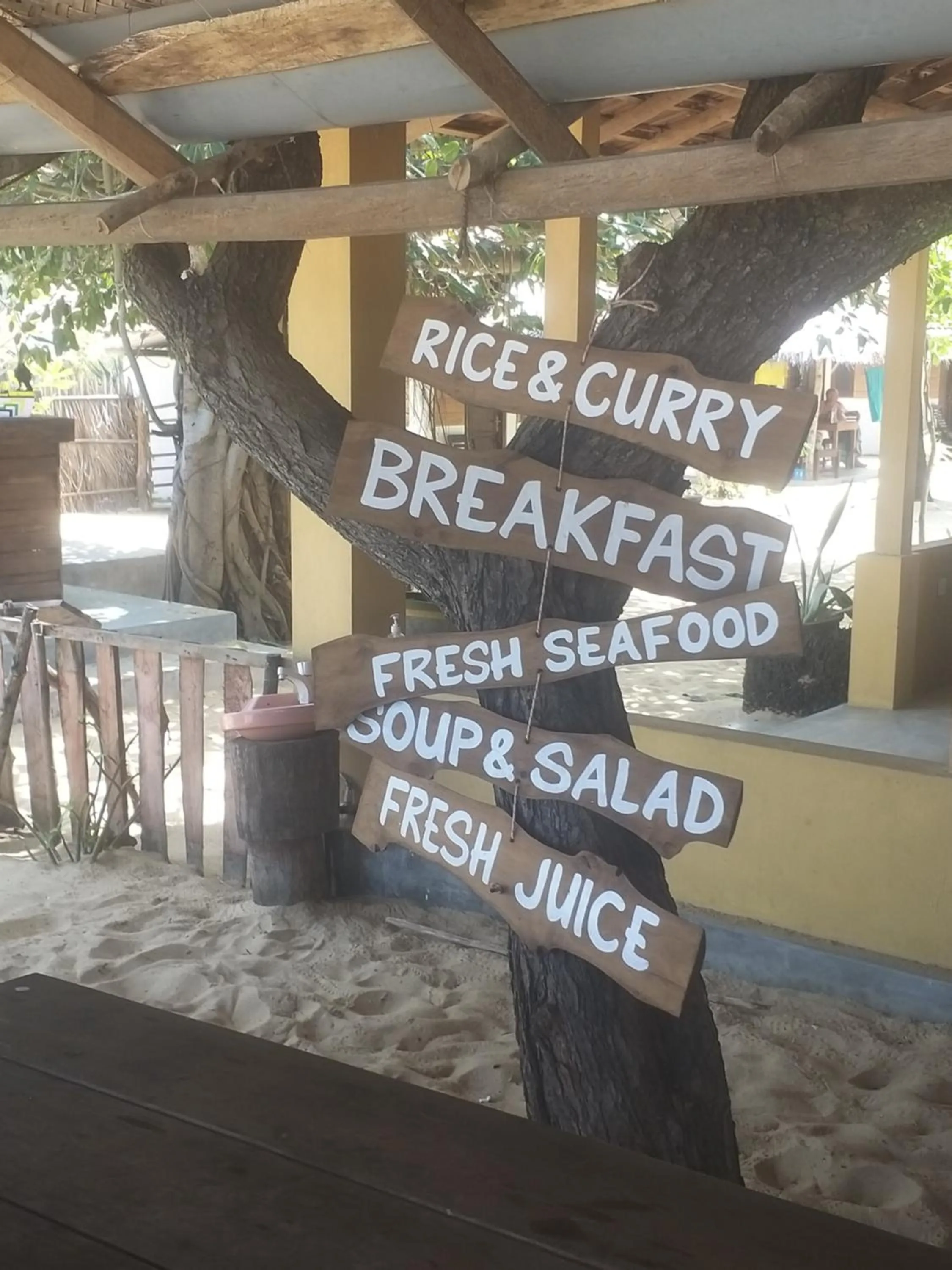 Restaurant/places to eat in Ocean View Beach Resort - Kalpitiya