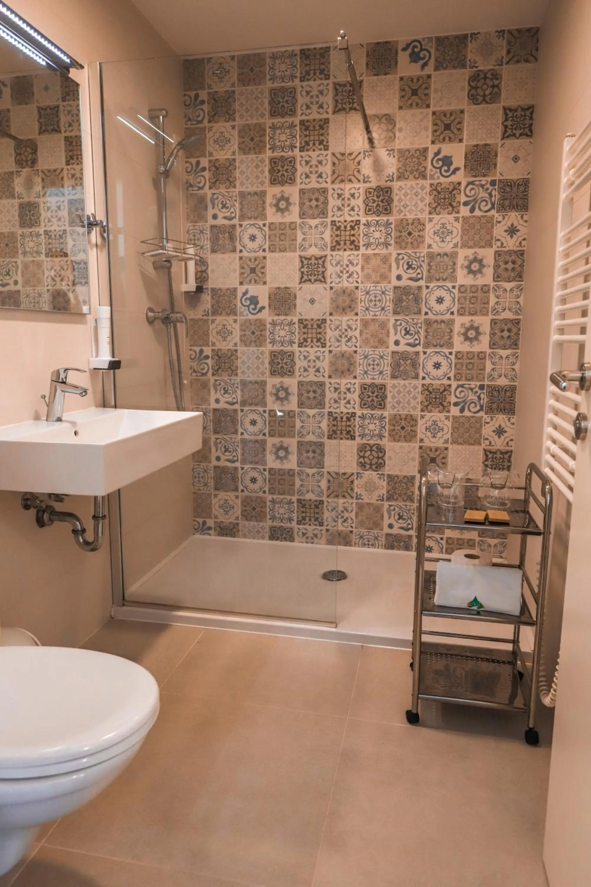 Bathroom in Hotel Borovnik