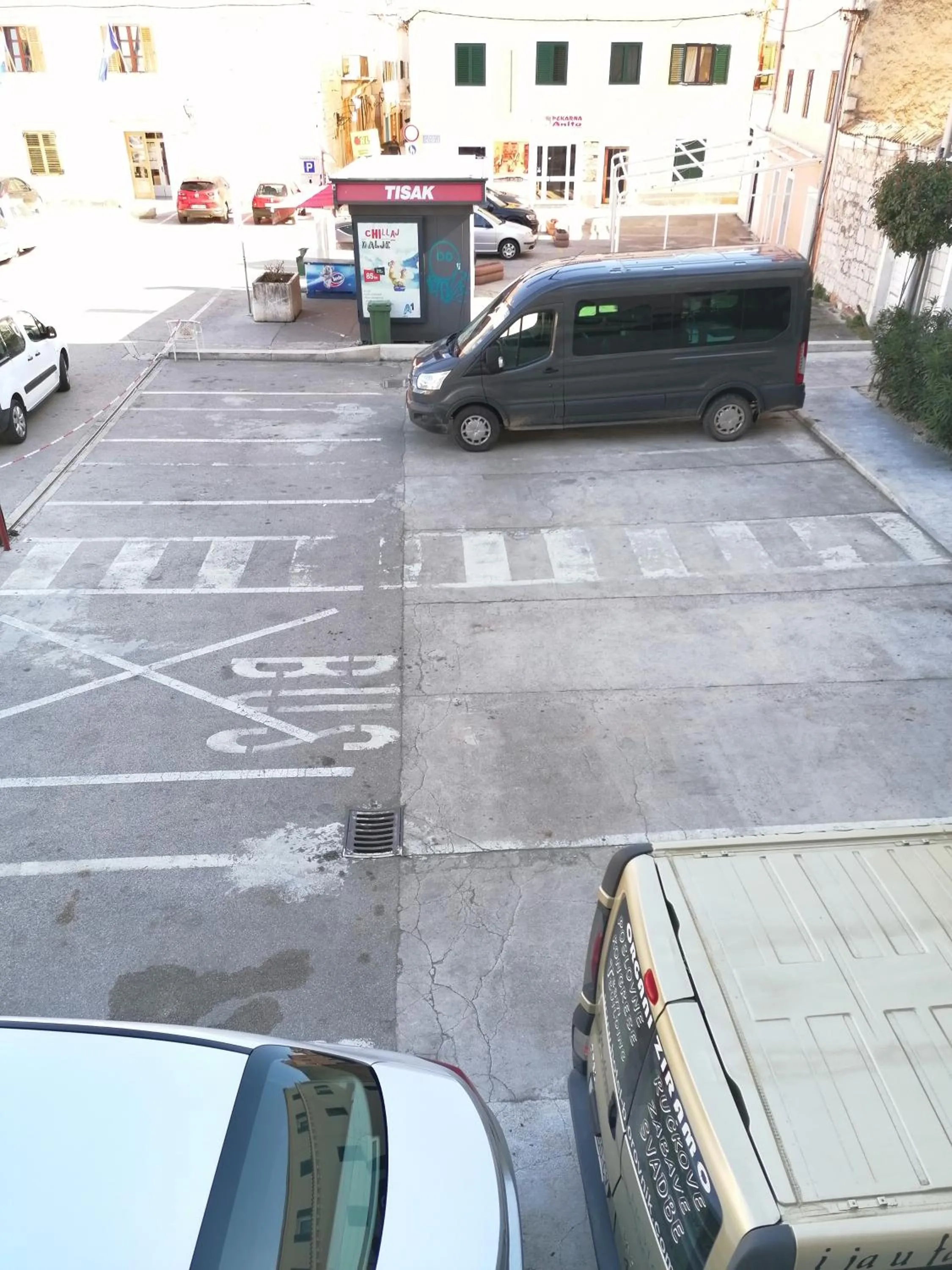 Parking in Hotel Borovnik