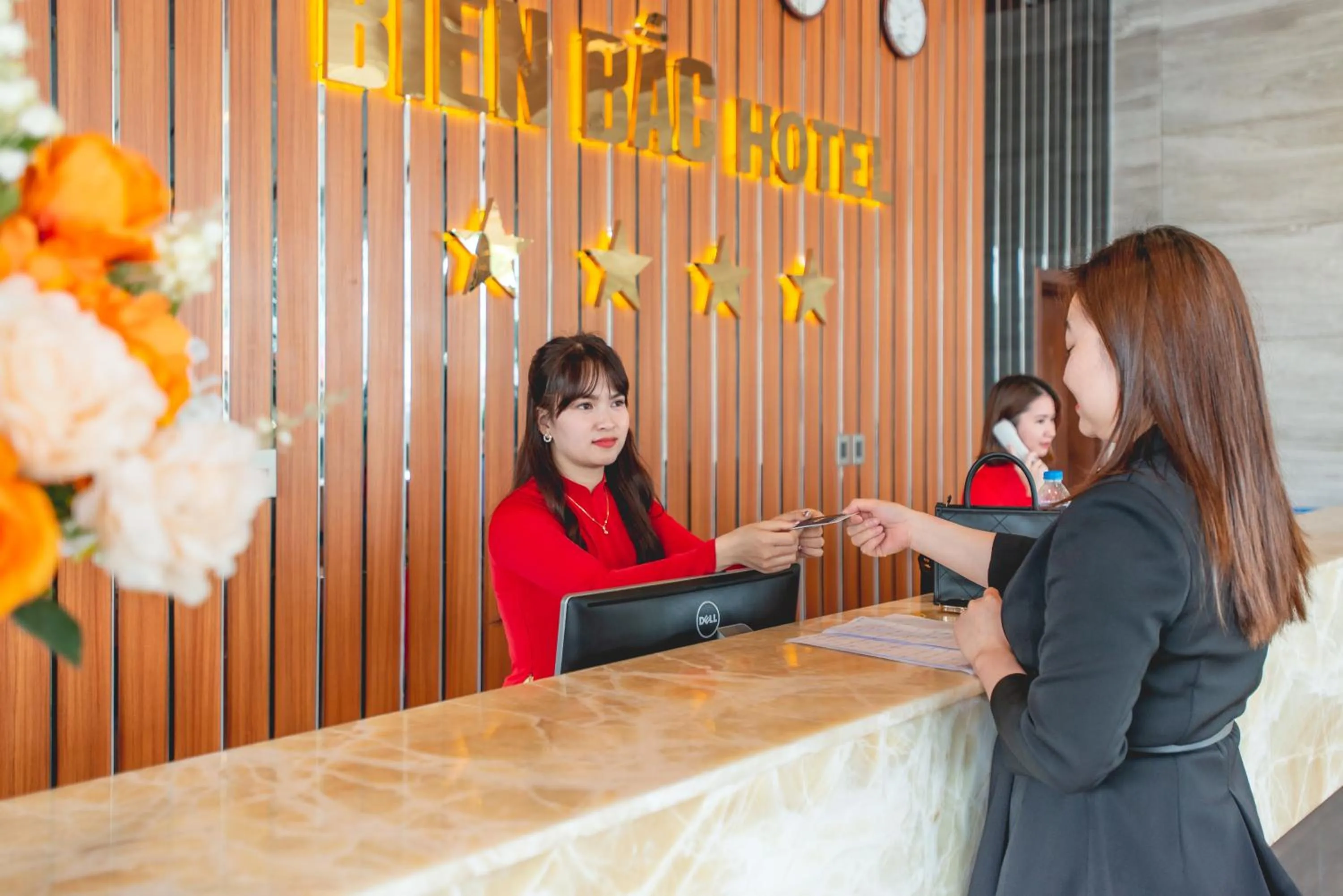 Lobby or reception in Bien Bac Hotel