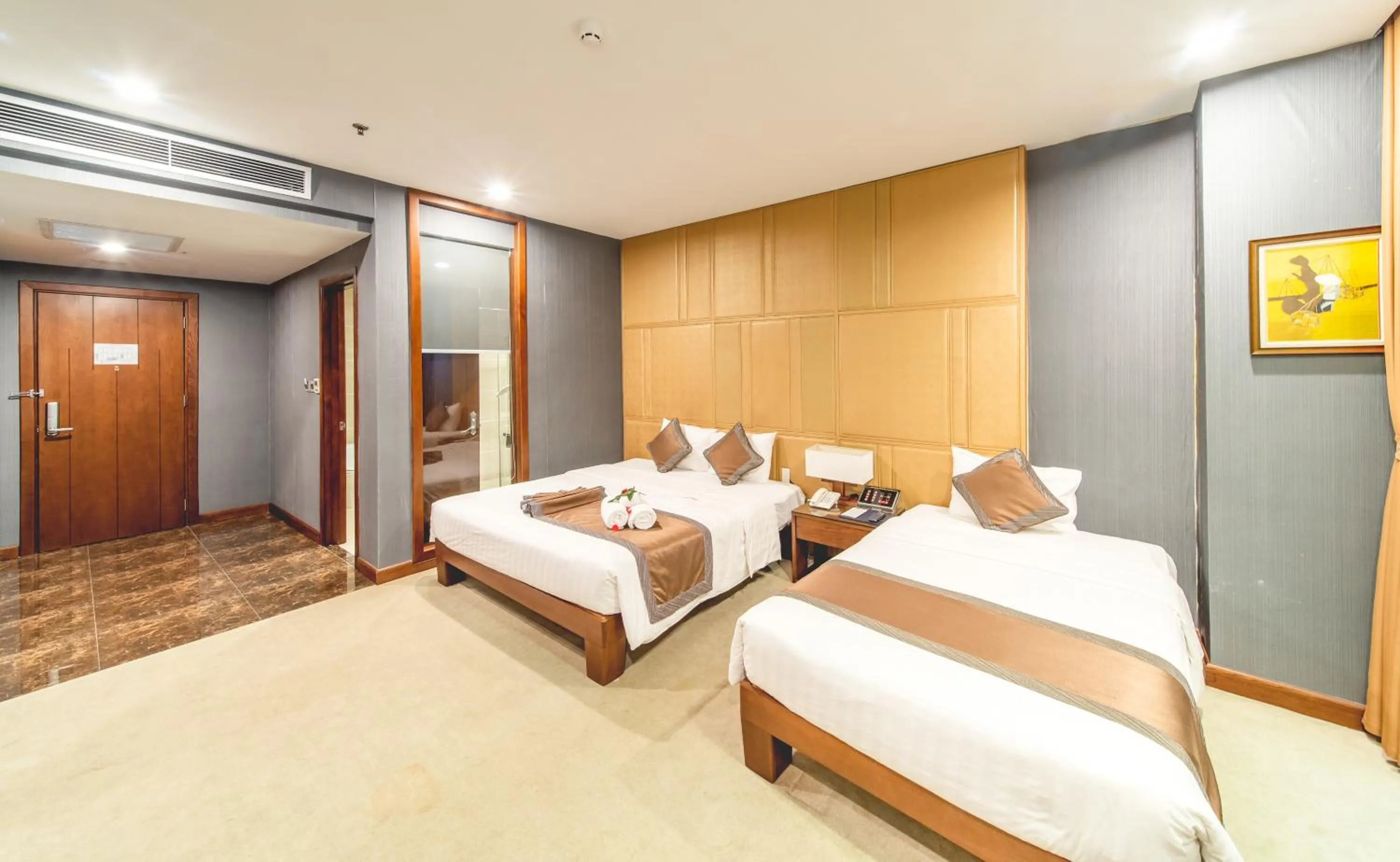 Bedroom, Bed in Bien Bac Hotel