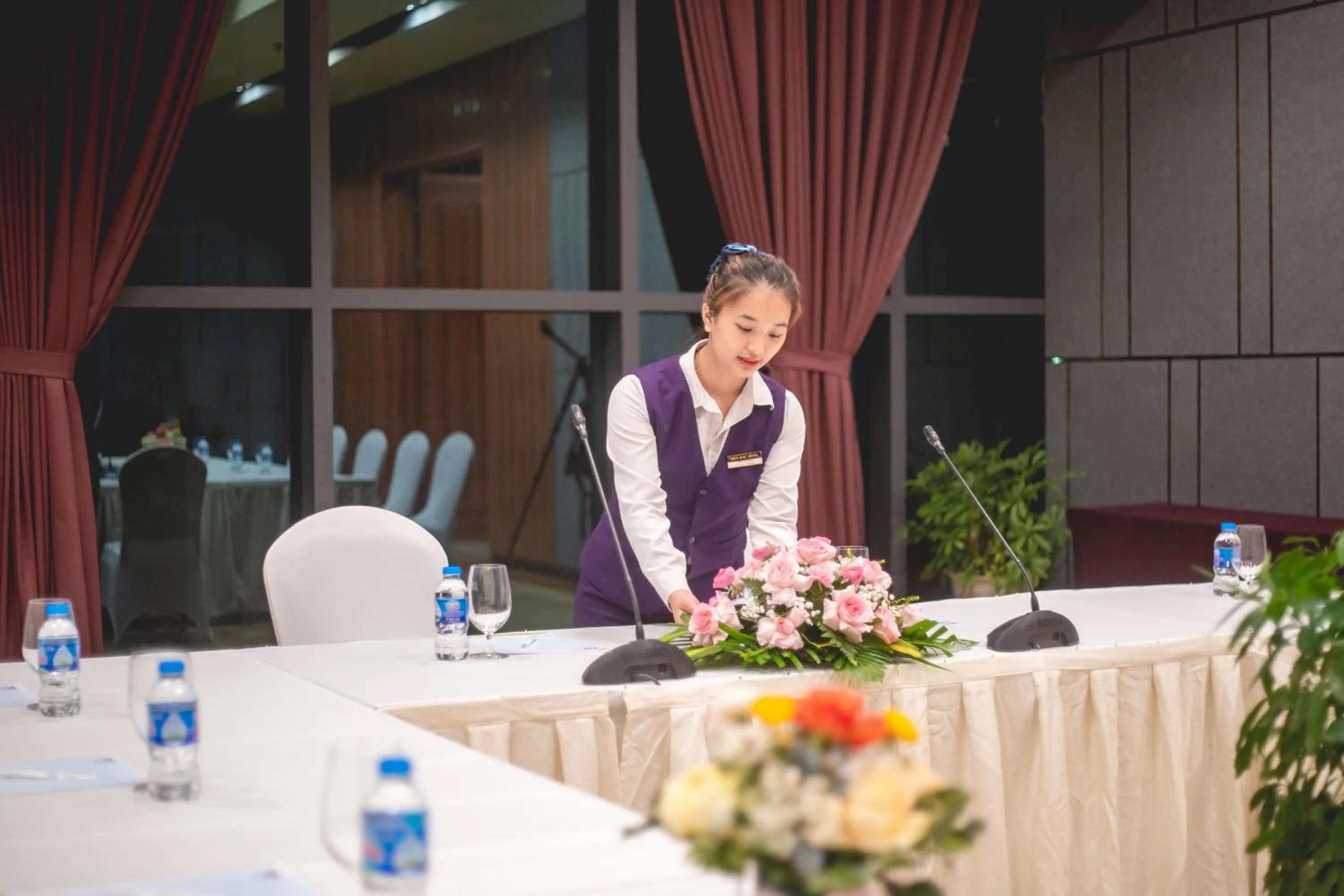 Restaurant/places to eat in Bien Bac Hotel