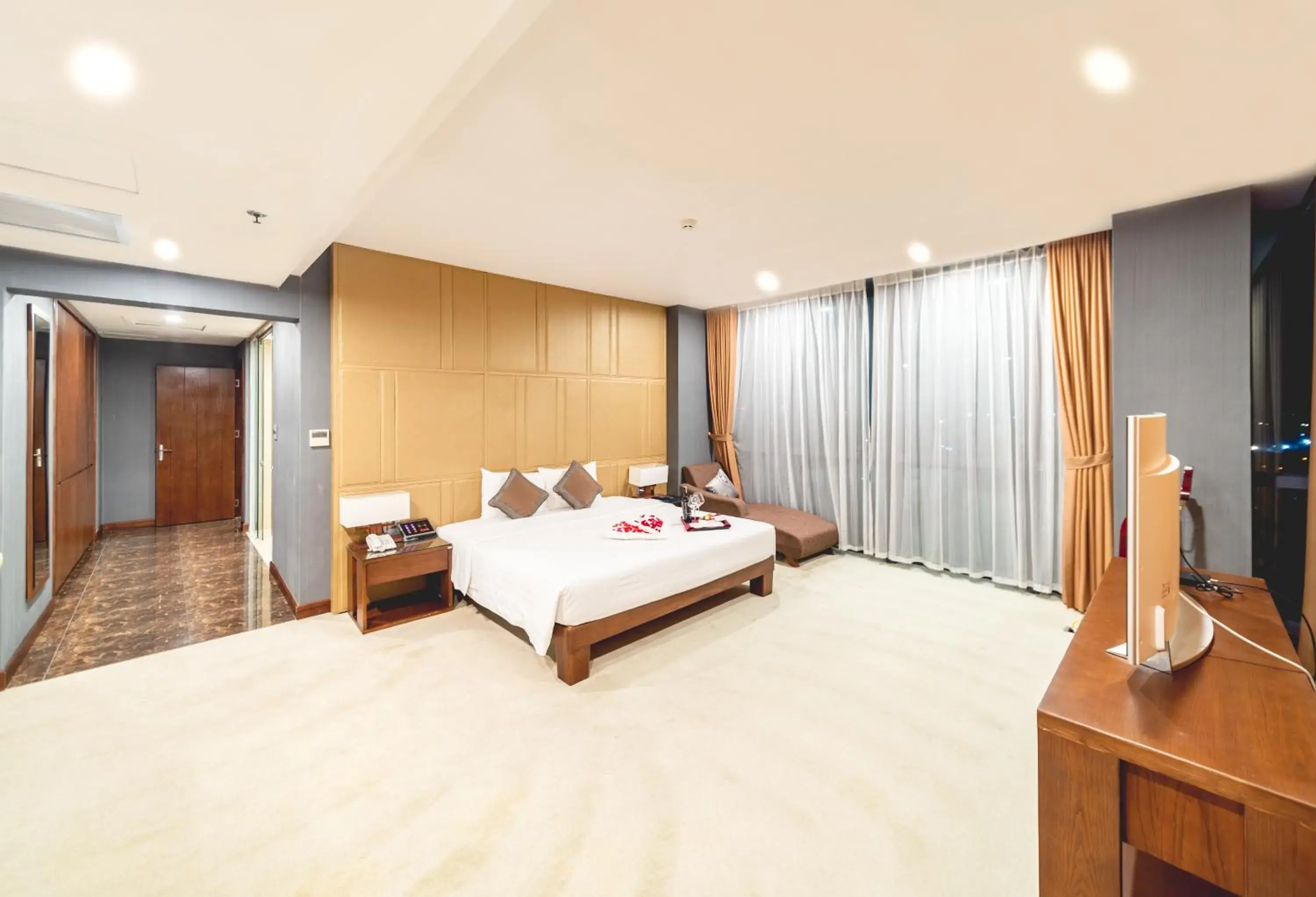 Bedroom, Bed in Bien Bac Hotel Bedroom, Bed in Bien Bac Hotel