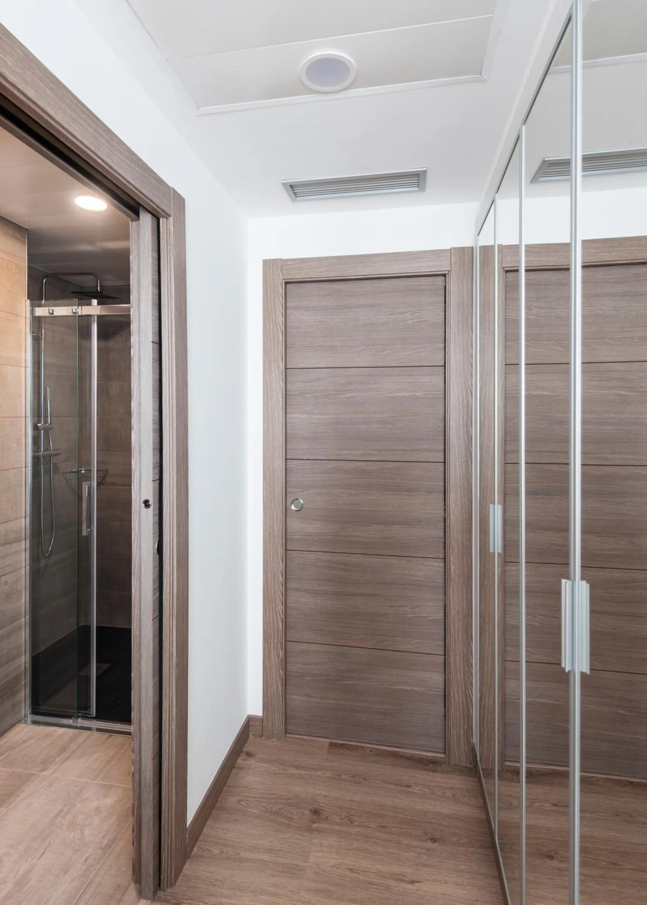 Bathroom in Suite Home Sardinero