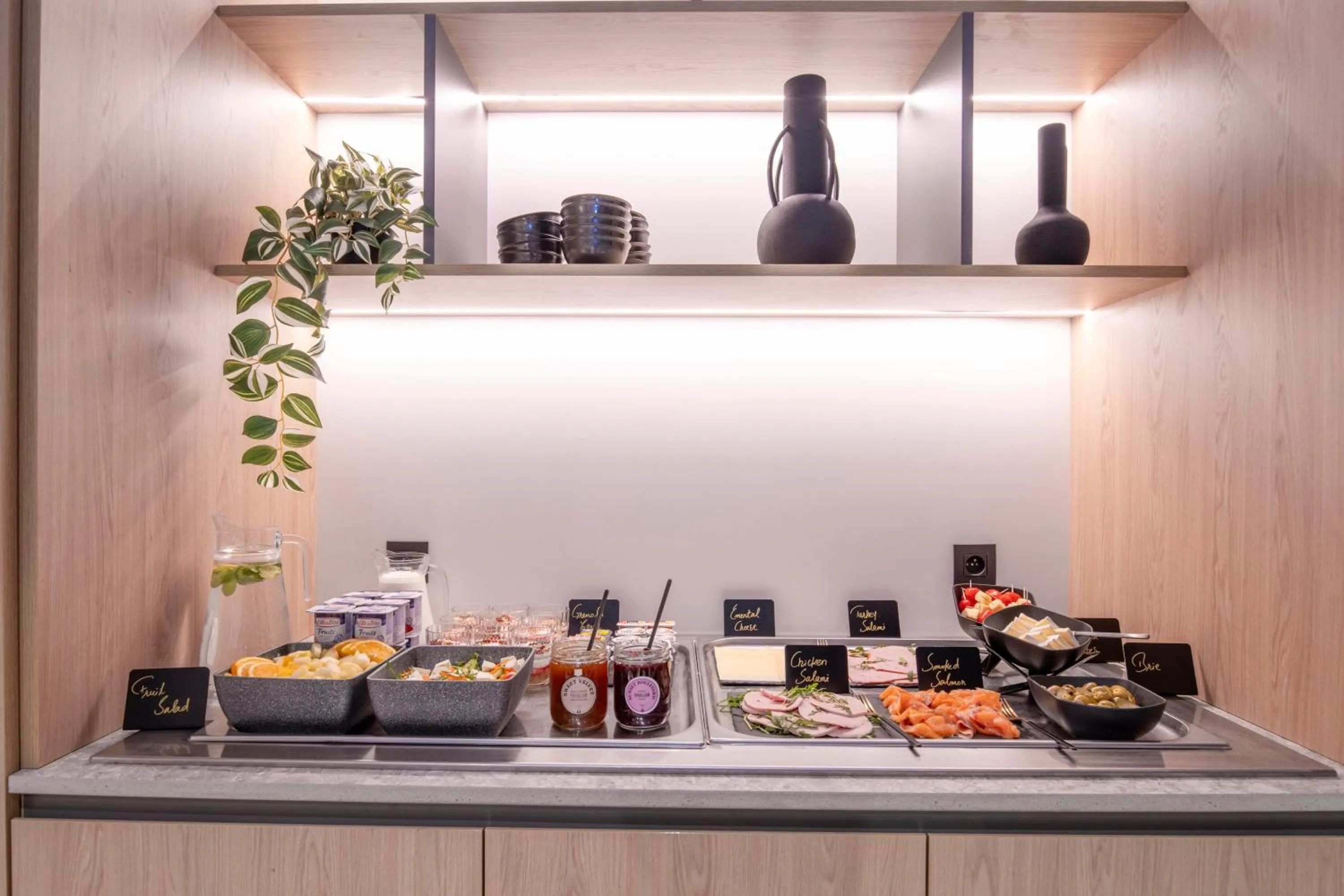 Buffet breakfast in Jill Hotel Brussels