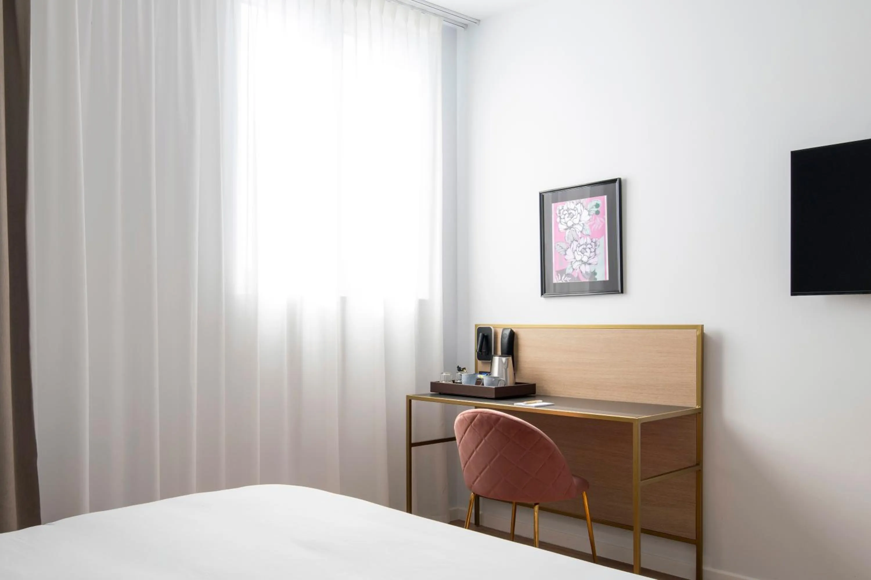 TV and multimedia, Bed in Jill Hotel Brussels