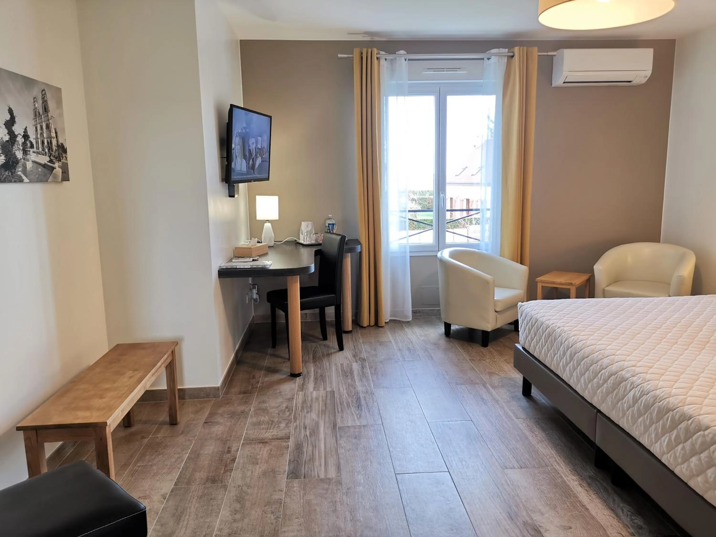 TV and multimedia, Bed in Chambres d'hôtes GIDY