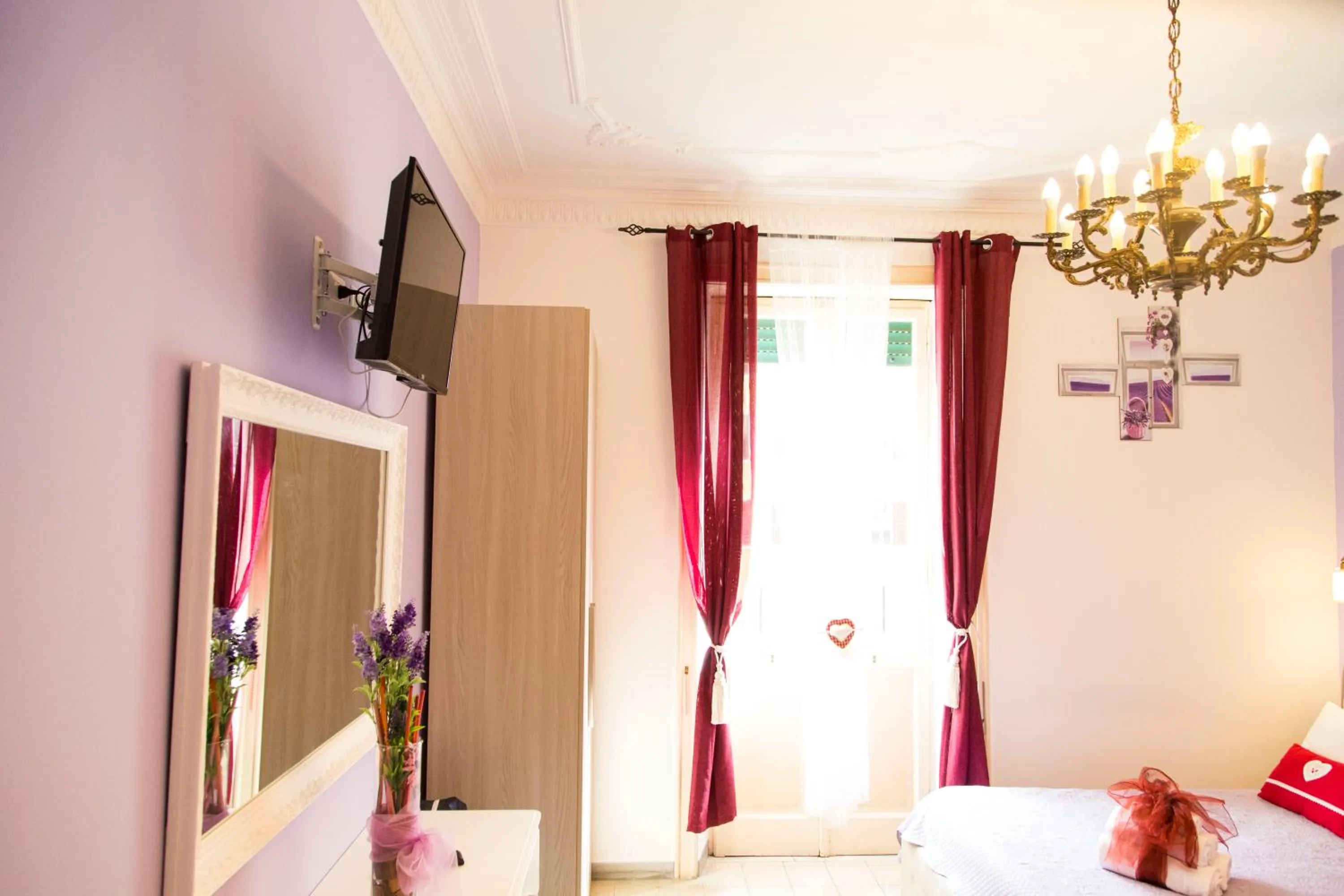 TV and multimedia, Bed in Sweet Sleep Vatican