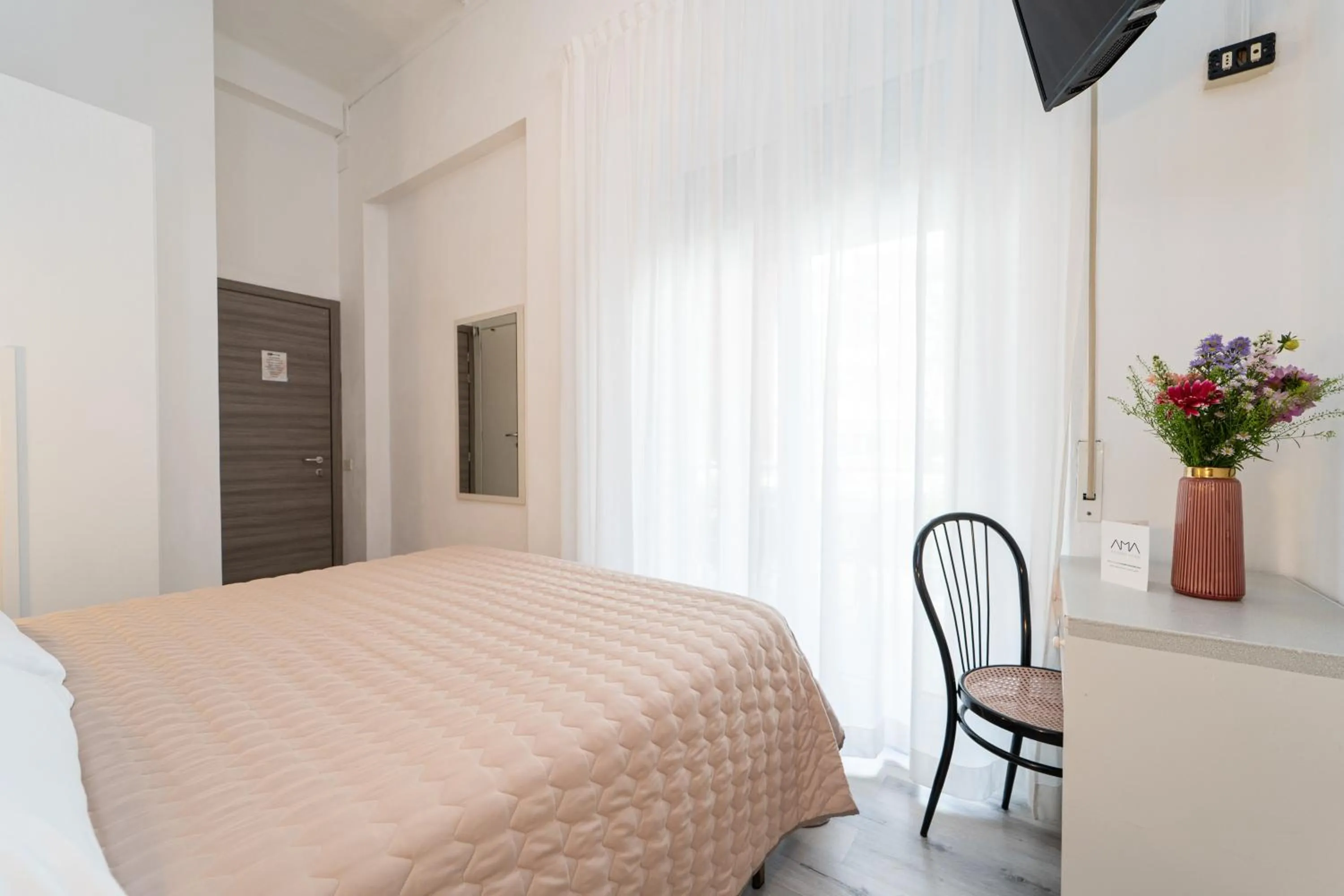 Bedroom, Bed in Amadei Hotel Blumen