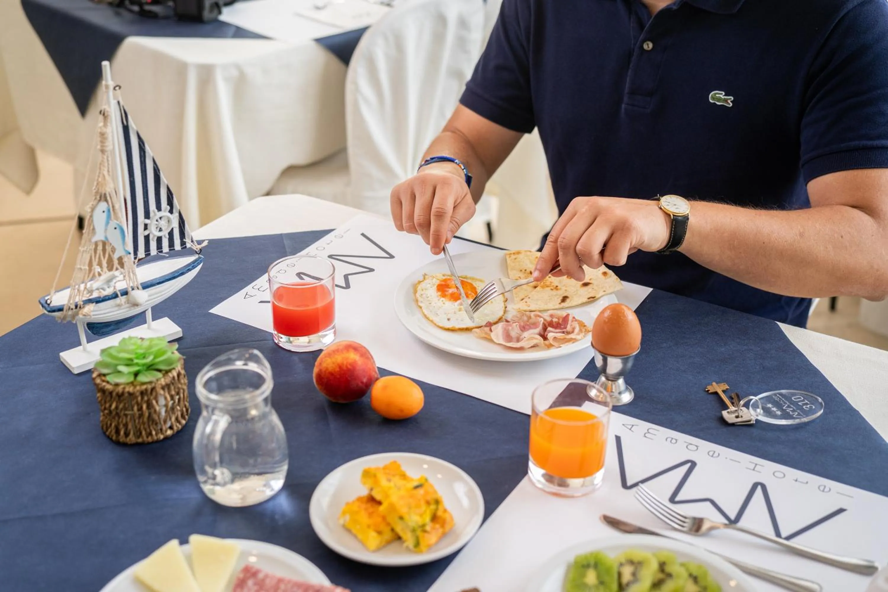 Breakfast in Amadei Hotel Blumen
