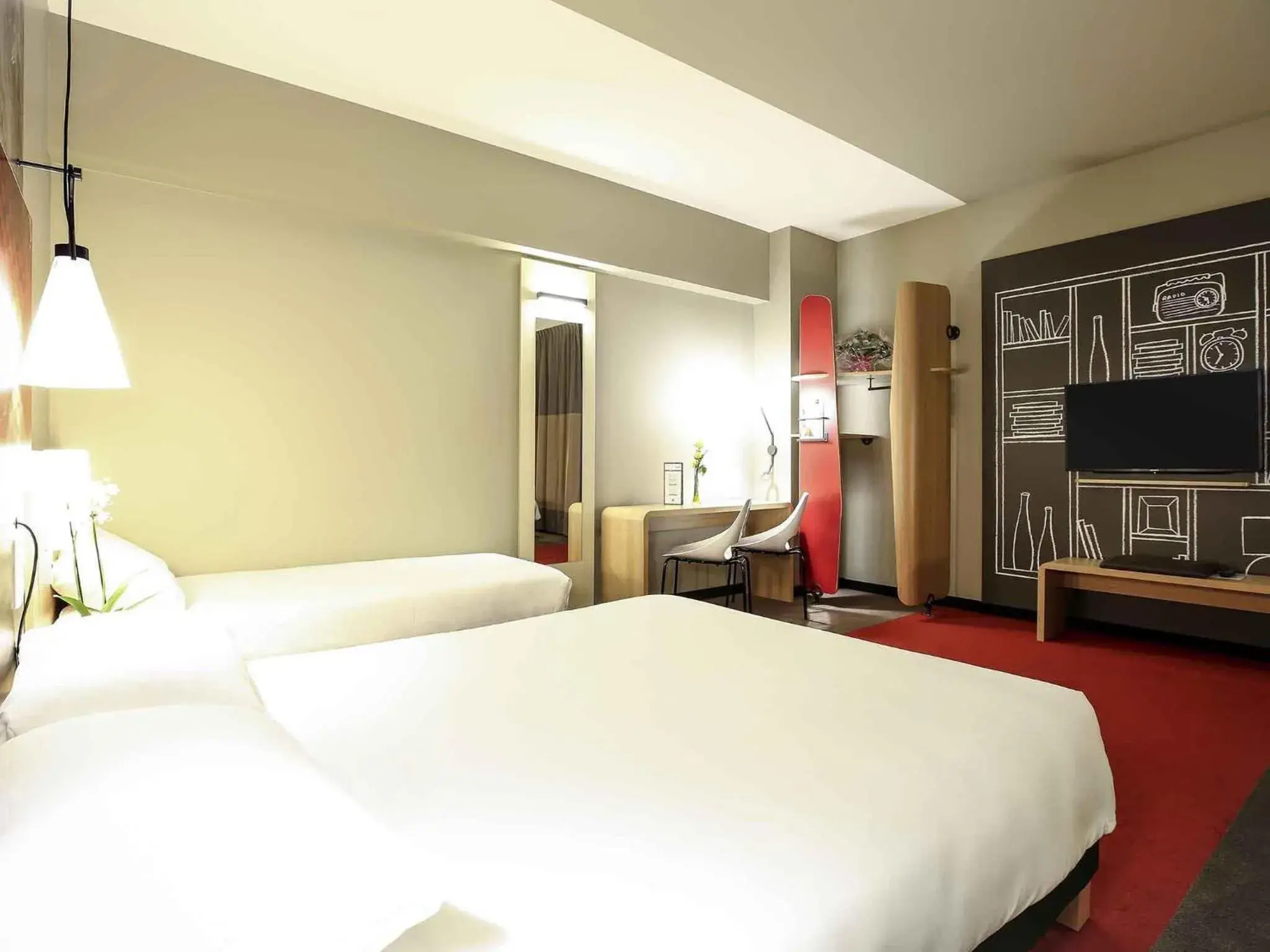 Bedroom, Bed in Ibis Niort Est Mendes France Bedroom, Bed in Ibis Niort Est Mendes France