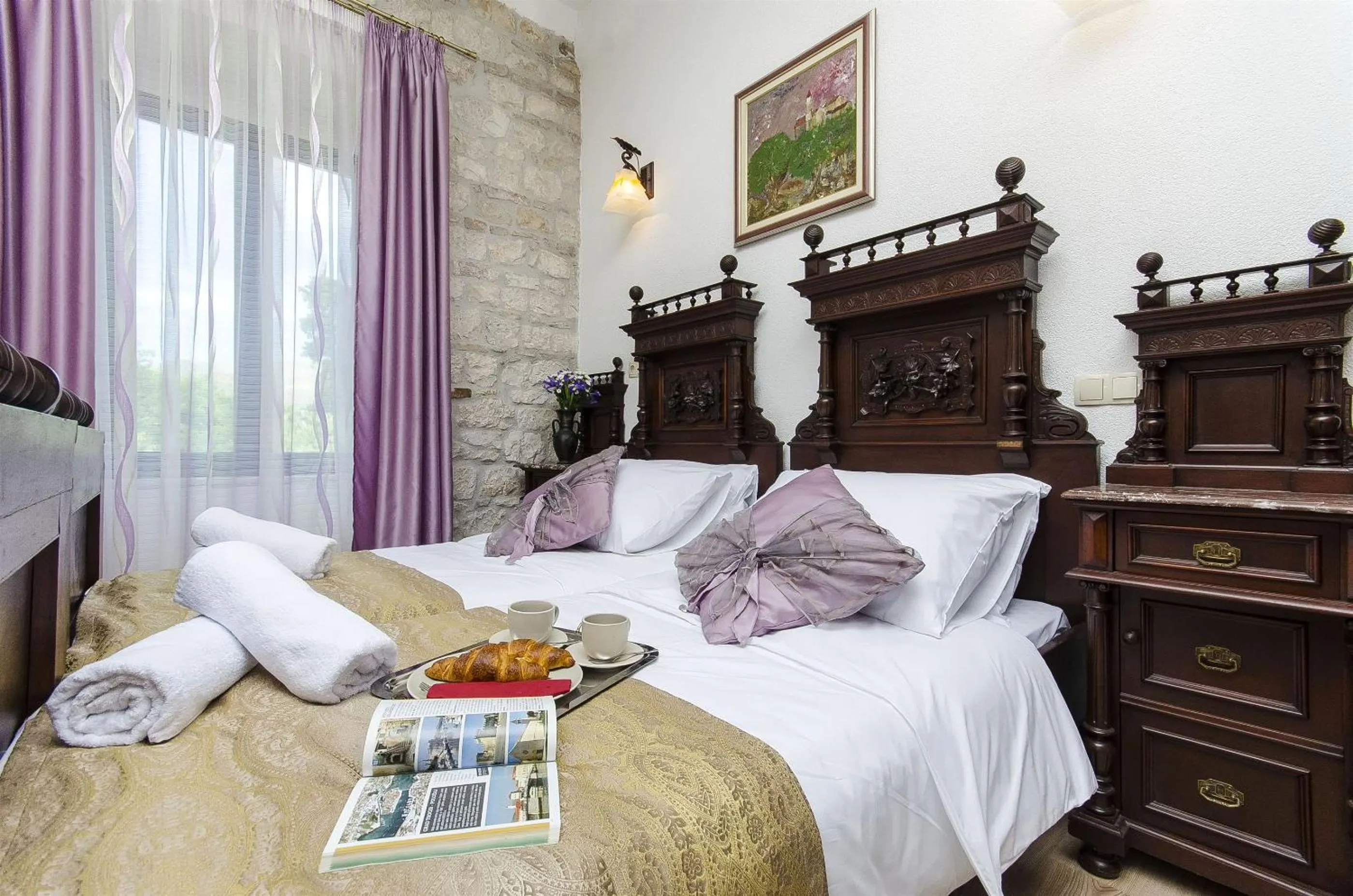 Bedroom, Bed in Palace Derossi