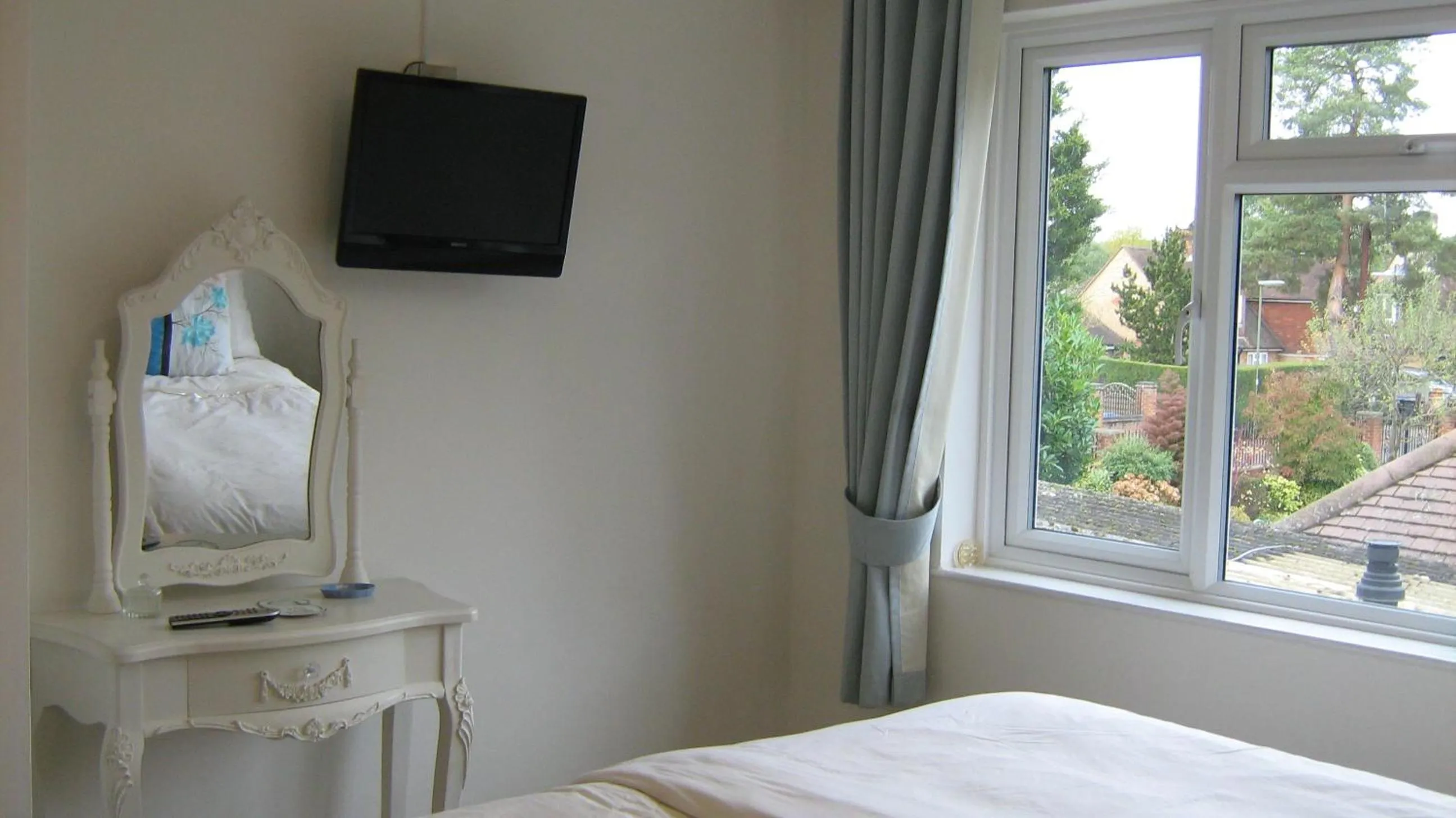 Bed in Savannah Bed and Breakfast